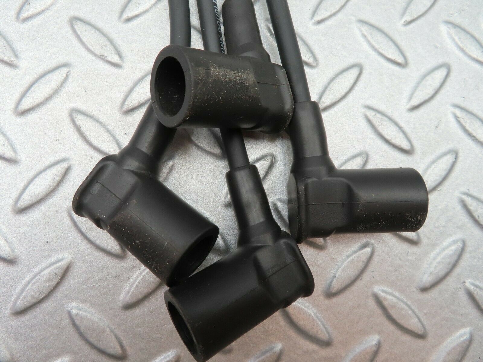 5600 Mercedes-Benz W124 230E Ignition Lead Set