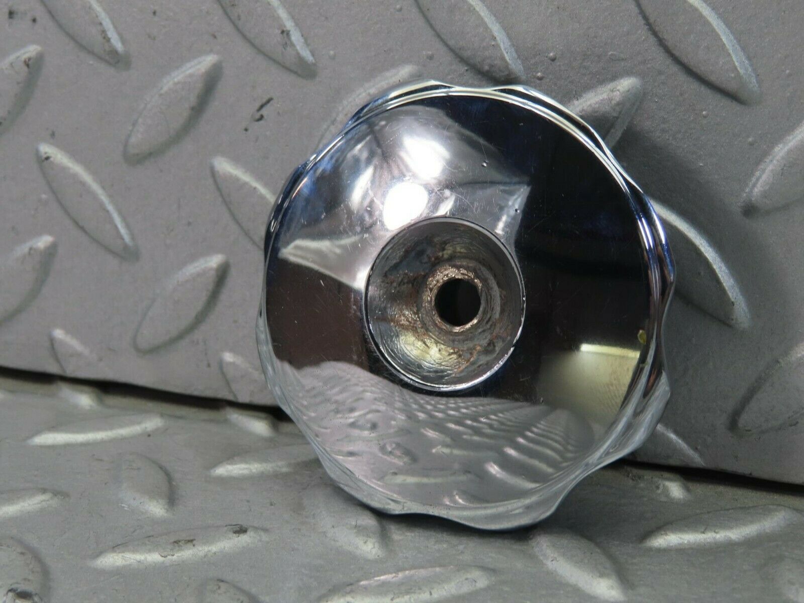 8707 Mercedes-Benz W115 Front Emblem Badge Base Holder 1158800186