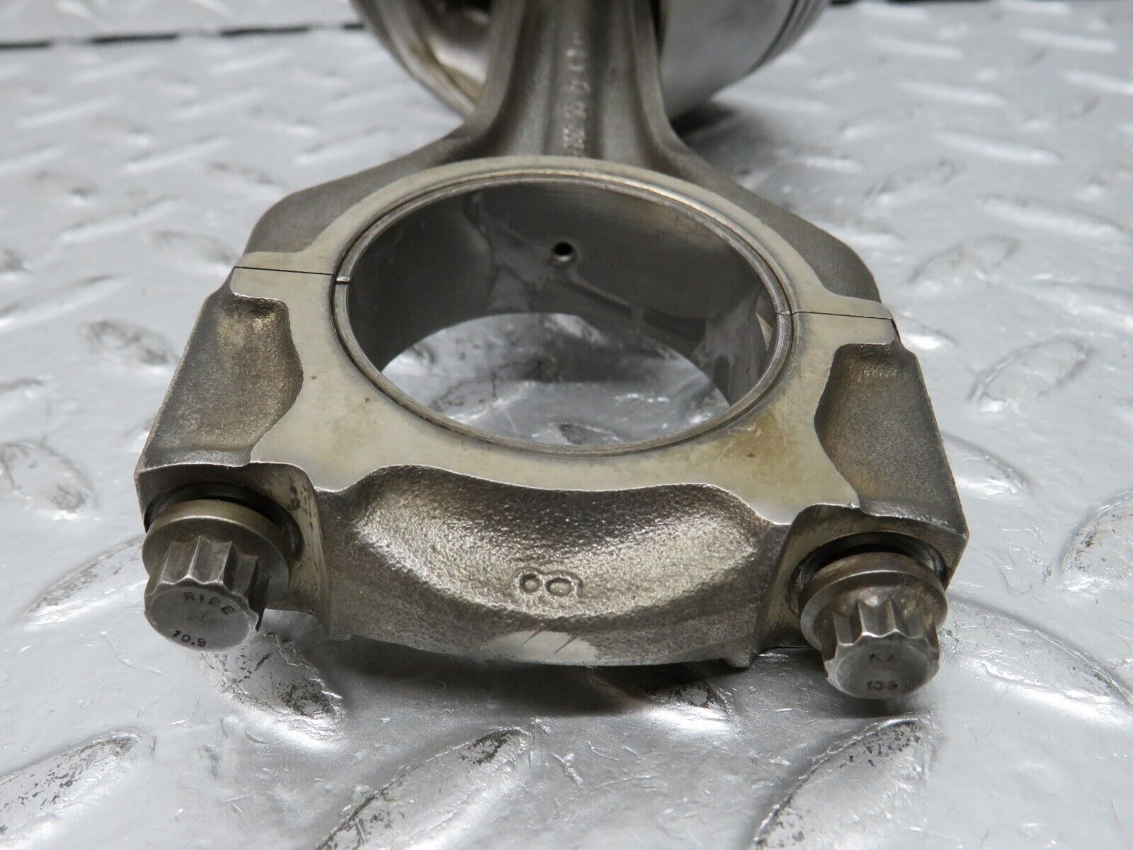 32649 Mercedes-Benz S124 300TE Wagon Piston With Connecting Rod 88.485mm 10205