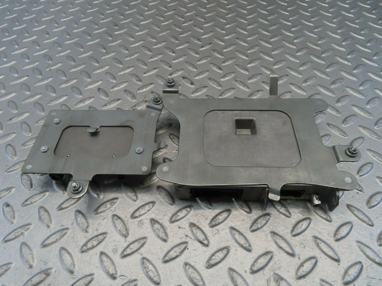 11185 Mercedes-Benz W221 S320 Bluetooth Control Module 2218703126/2118200885