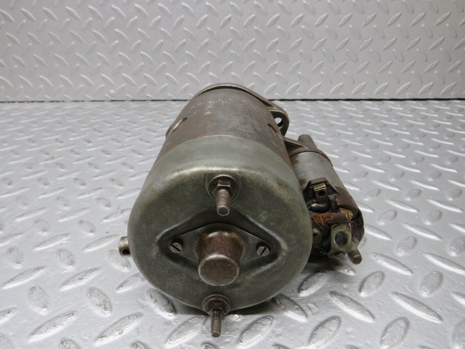 37660 Mercedes-Benz W109 300SEL Starter Motor Bosch 0001313004