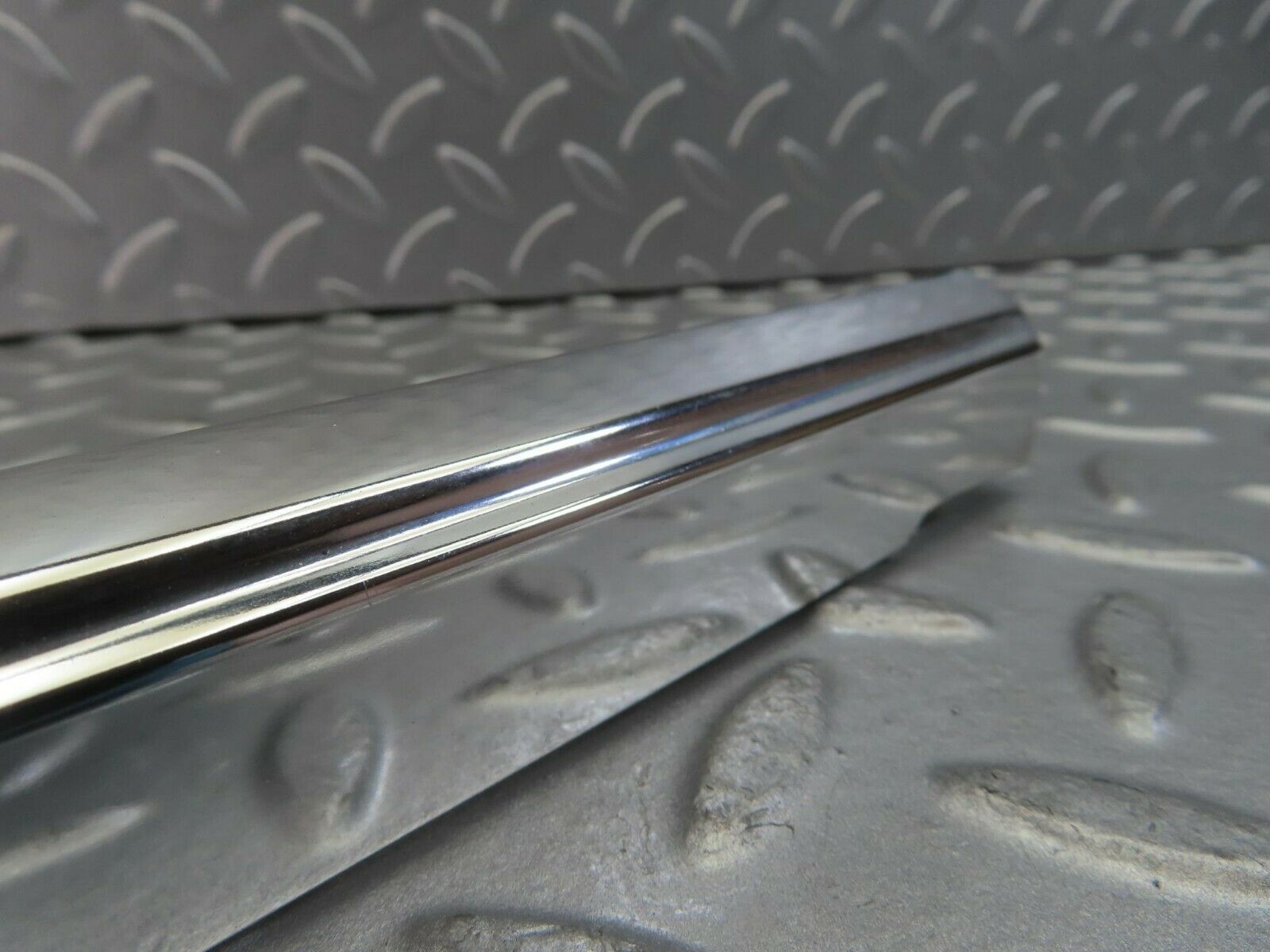 10300 Mercedes-Benz W115 Rear Left Door Chrome Moulding Trim