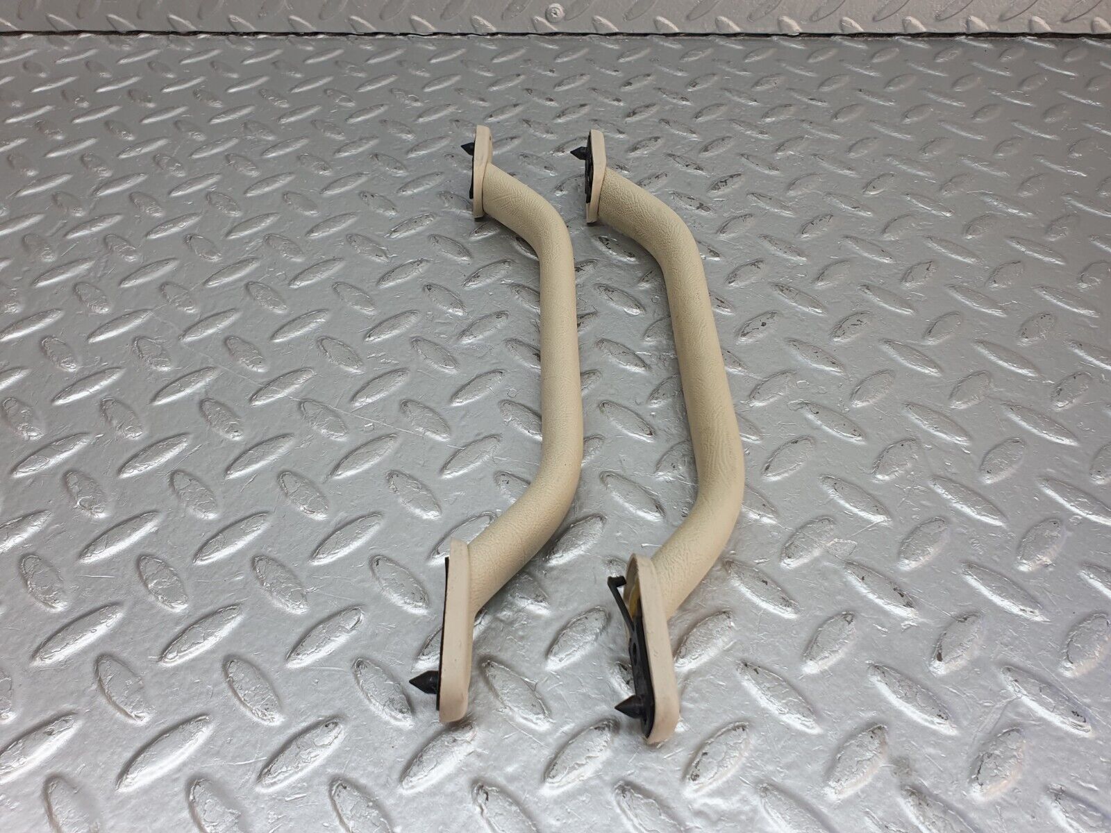 41061 Mercedes-Benz W126 300SE Interior Roof Grab Handle Set