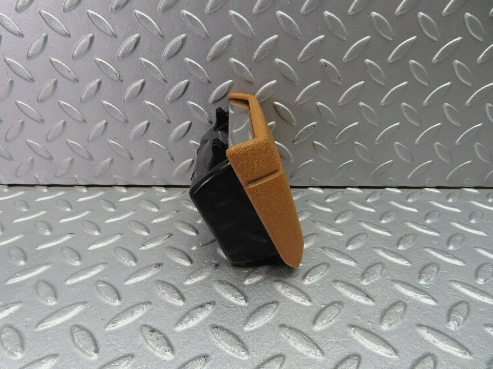 10871 Mercedes-Benz W123 230E Rear Door Ashtray