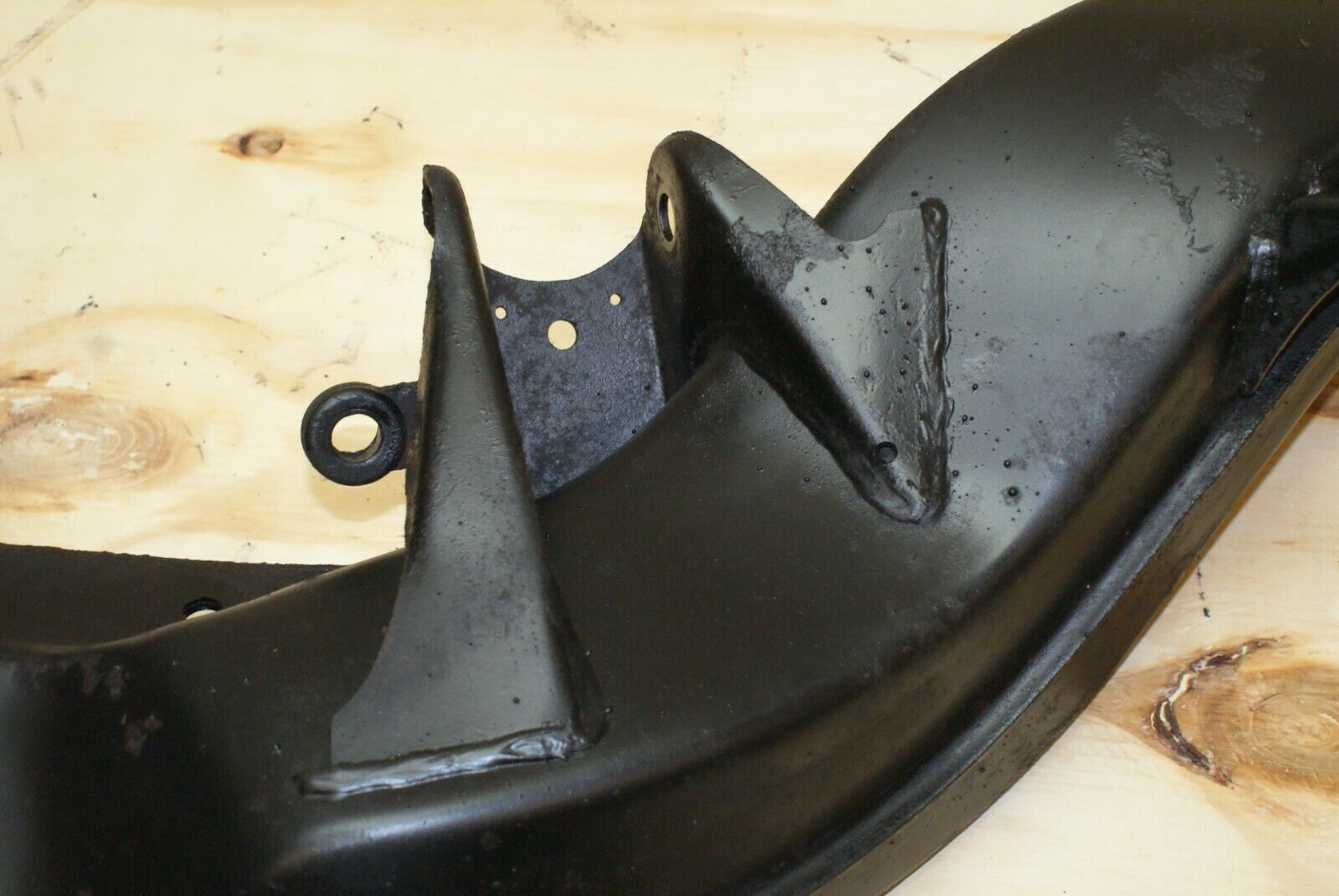 2484 Mercedes-Benz W123 280E Rear Subframe Axle Carrier Suspension