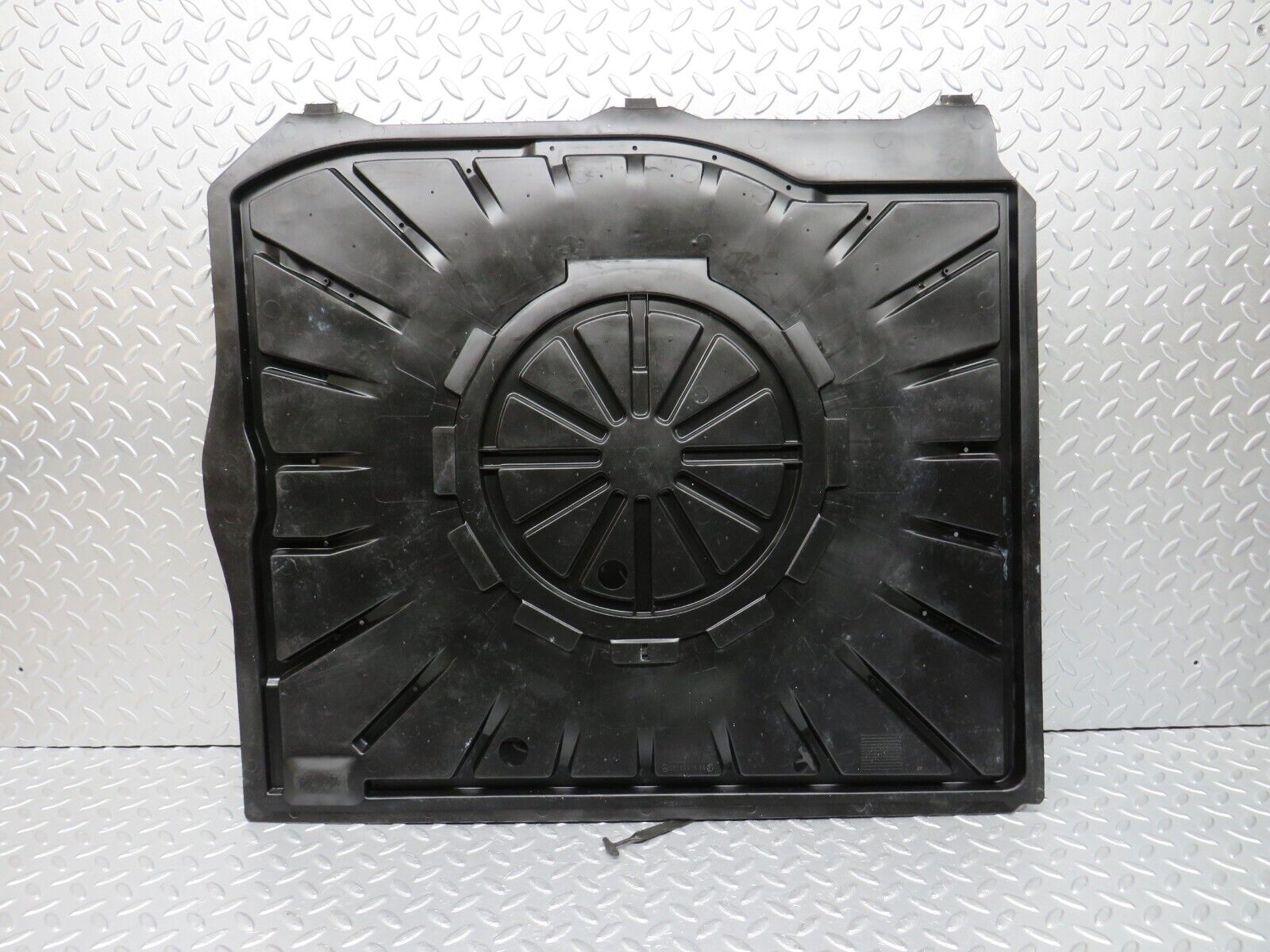 38787 Mercedes-Benz W201 190E 2.6L Boot Trunk Spare Wheel Cover 2016931633 2016930014