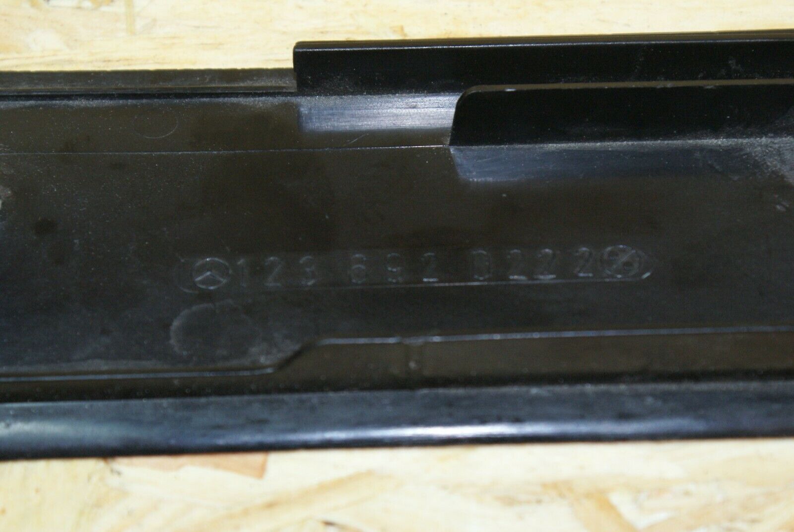 2239 Mercedes-Benz W123 280E B Pillar Right Lower Trim Panel Black 1236920222