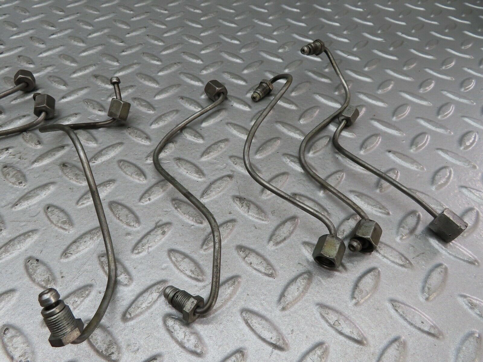 17748 Mercedes-Benz W116 450SEL Fuel Line Hose Set