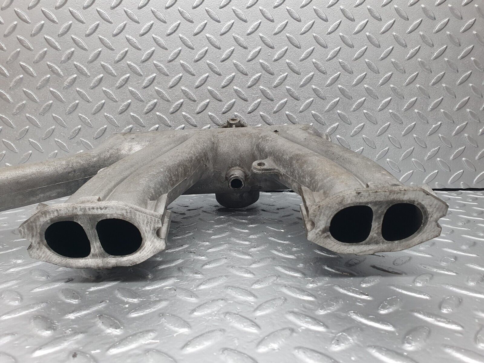 40733 Mercedes-Benz W123 300D Intake Manifold 6171410701