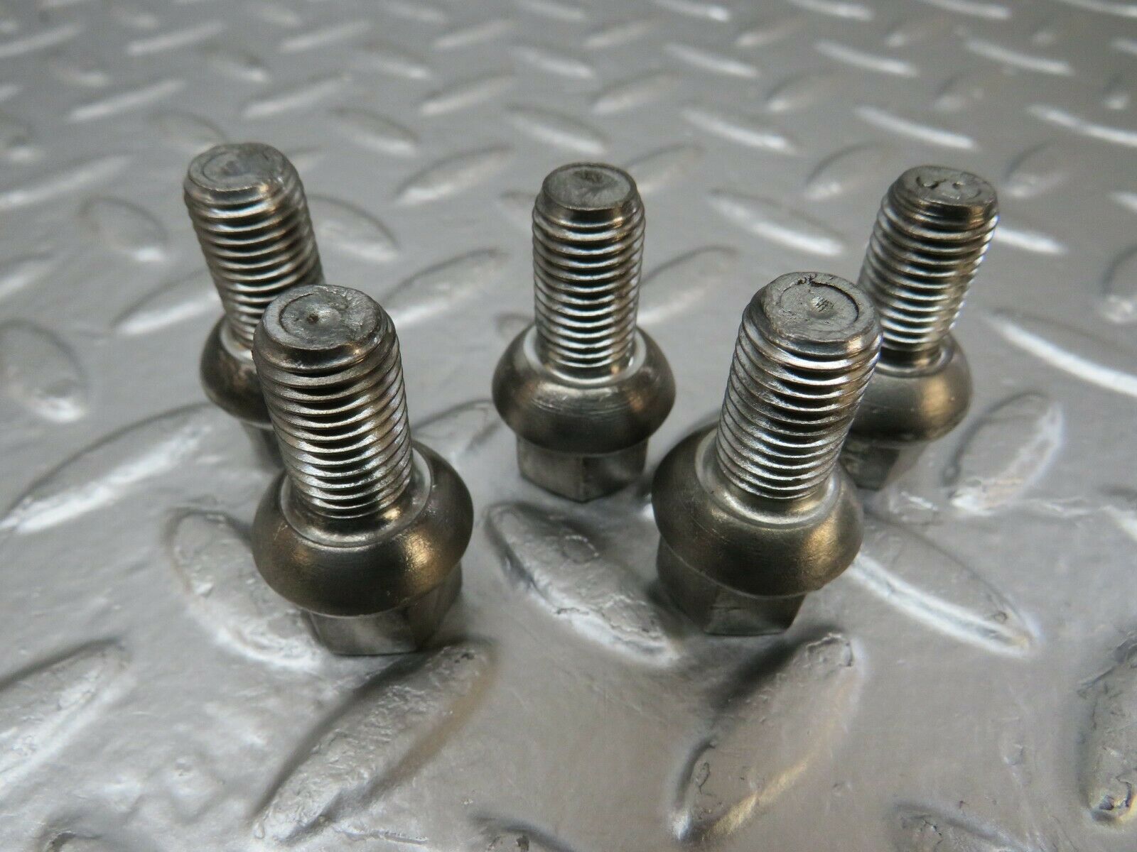 23923 Mercedes-Benz 5x Steel Wheel Lug Bolt M12x1.5
