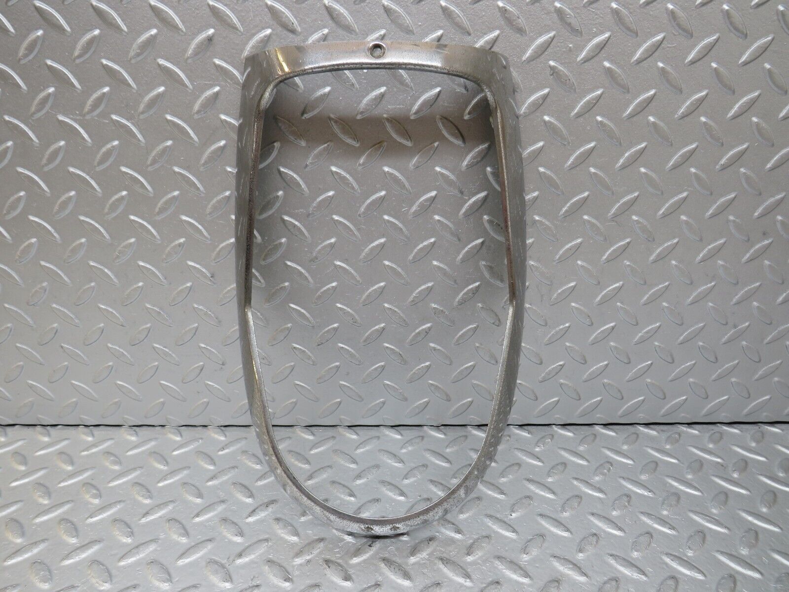 35753 Mercedes-Benz W108 Headlight Chrome Frame