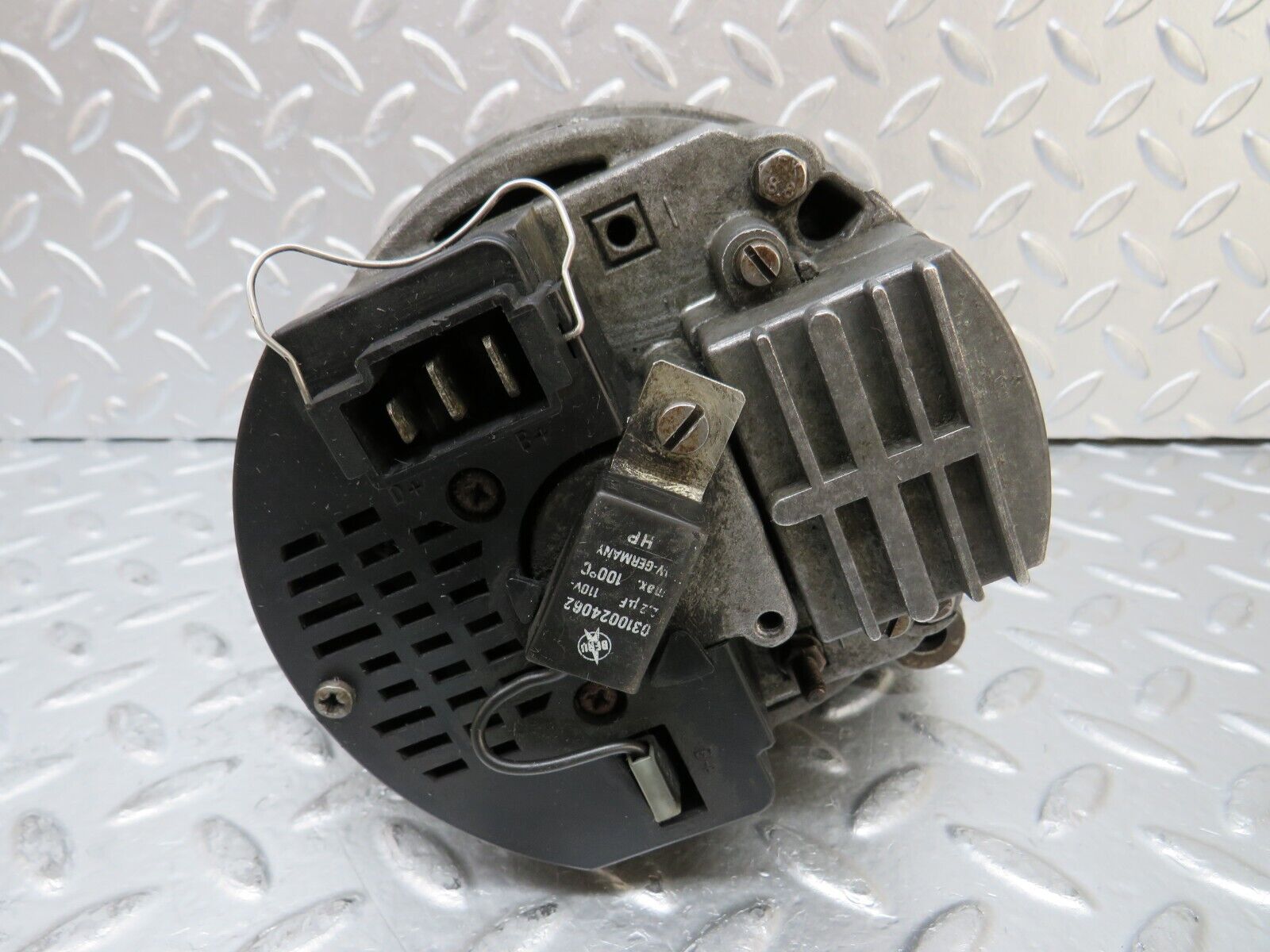 26952 Mercedes-Benz W123 240D Alternator Generator 0310024062