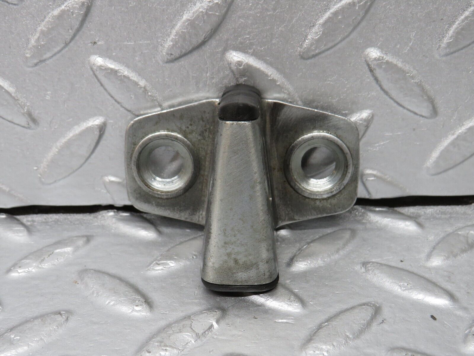 38421 Mercedes-Benz R129 280SL Coupe Door Lock Latch