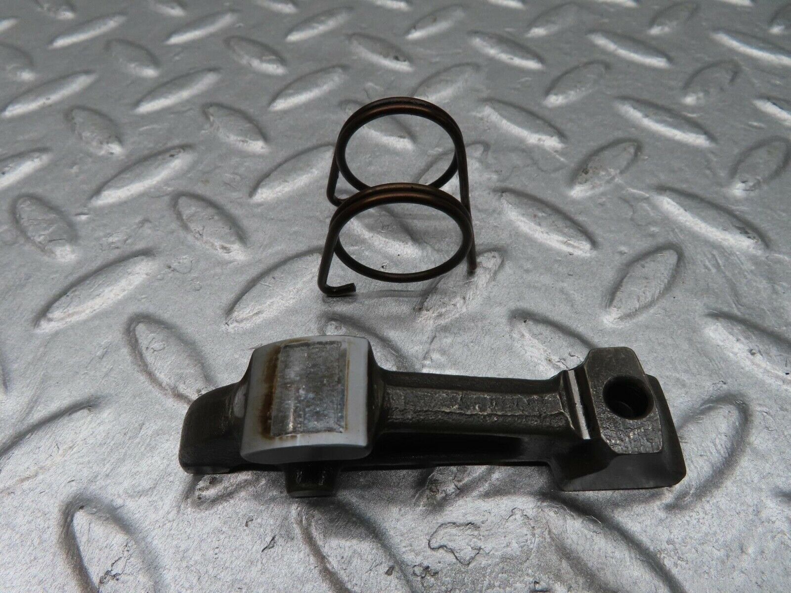 12860 Mercedes-Benz W111 220SE Valve Rocker Arm With Retaining Spring