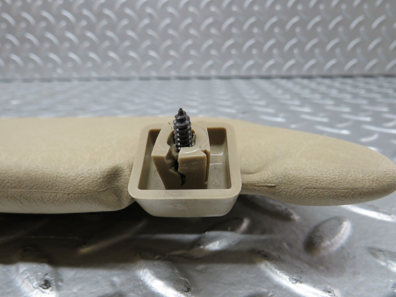 27529 Mercedes-Benz S124 300TE Wagon Sun Visor Right Side