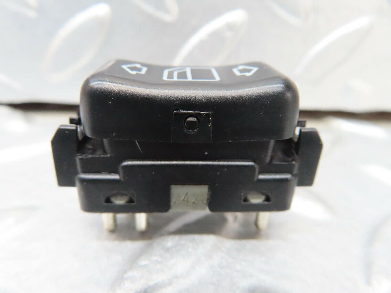 16386 Mercedes-Benz W124 260E Front Right Electric Window Switch 1248209010