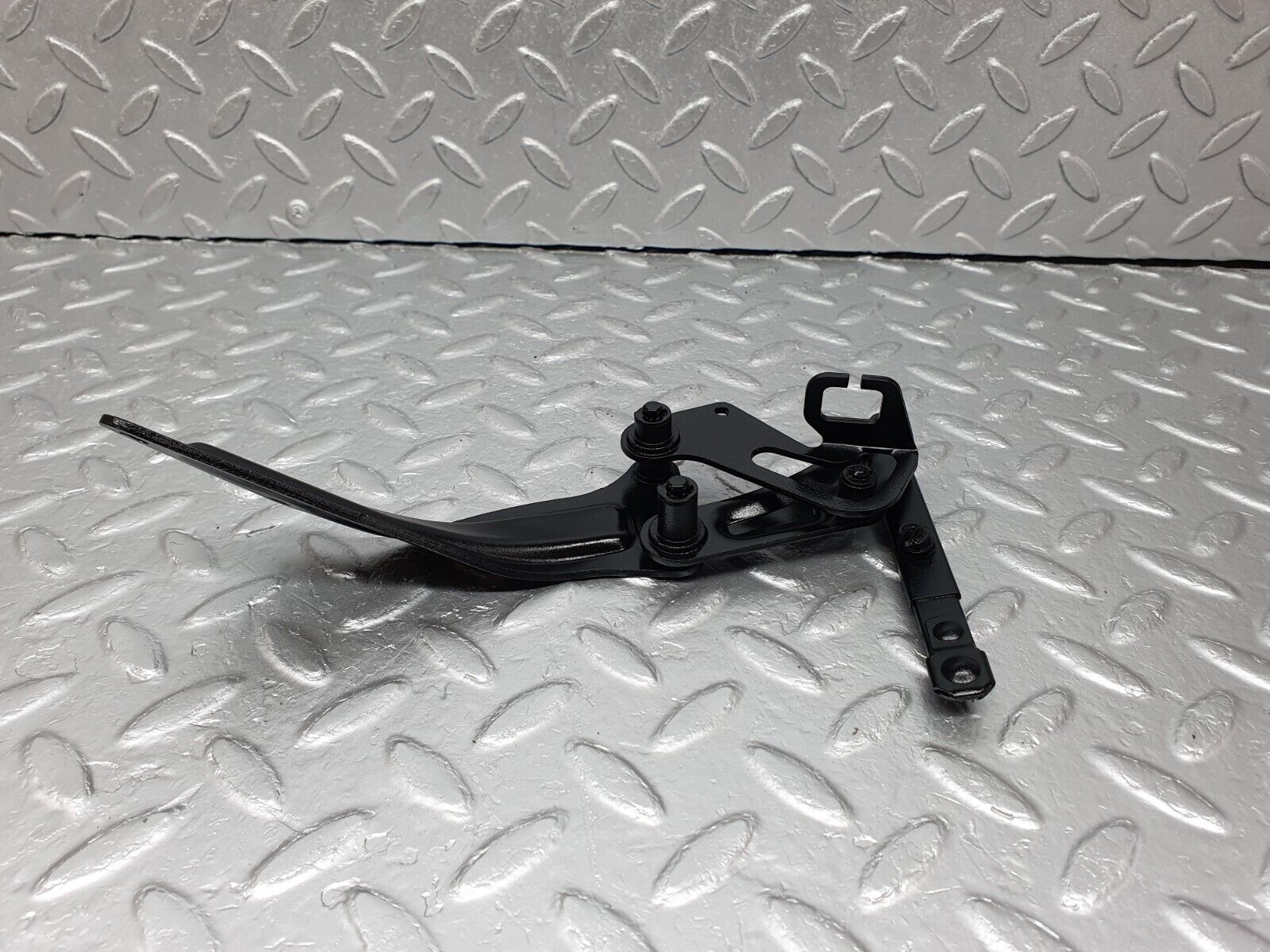 41506 Mercedes-Benz W124 200E Throttle Linkage