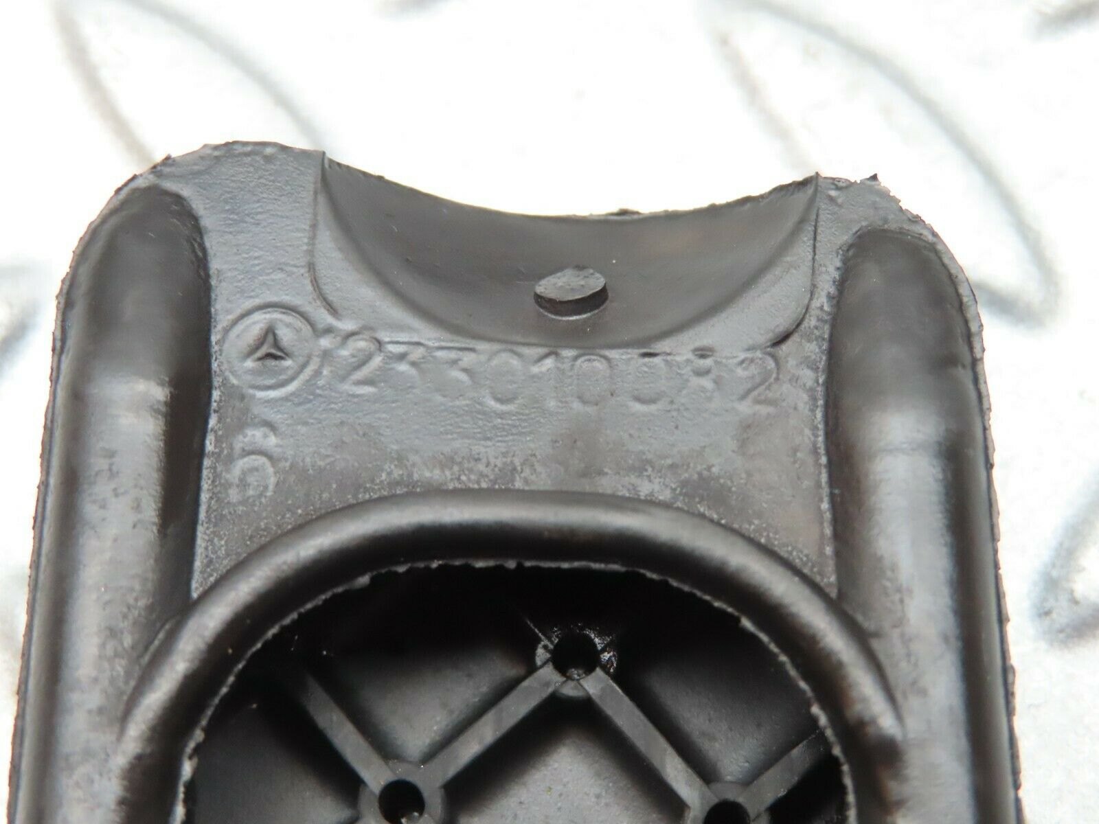 3936 Mercedes-Benz S123 200T Wagon Accelerator Pedal Rubber 1233010082