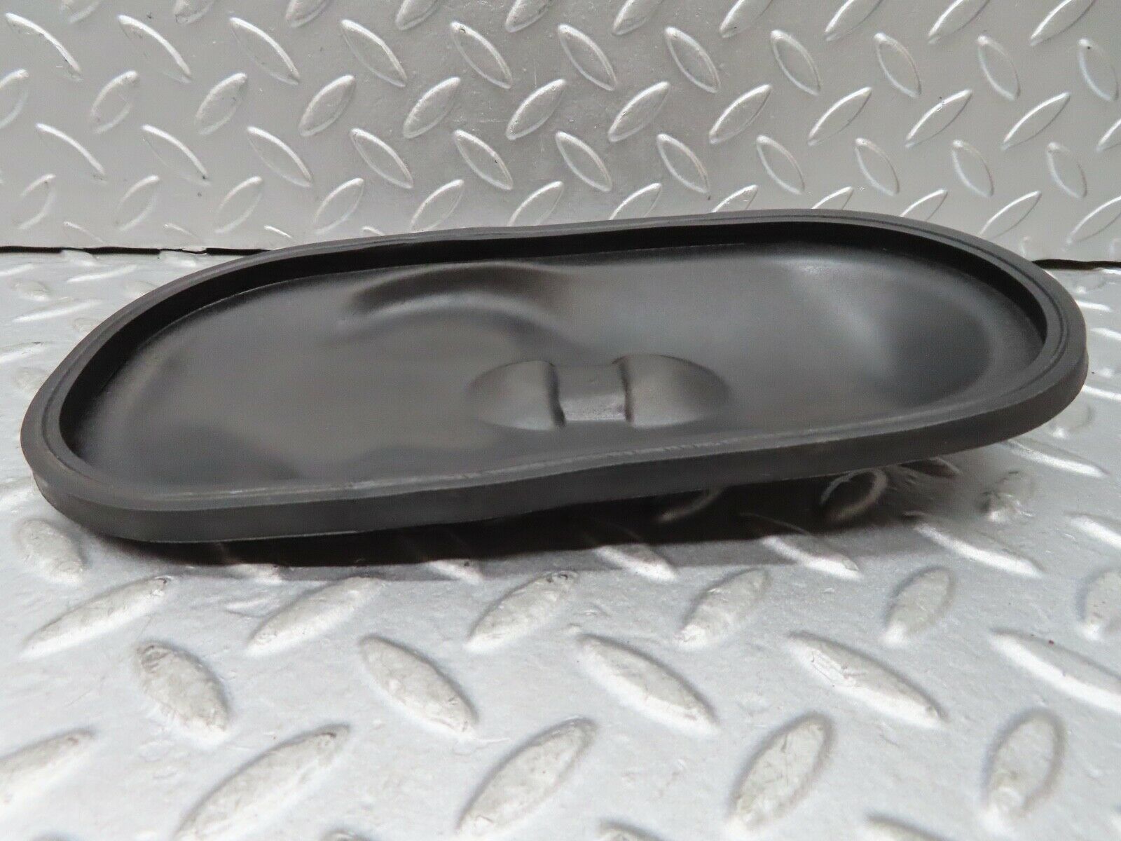 17540 Mercedes-Benz W116 450SEL Left Headlight Access Panel