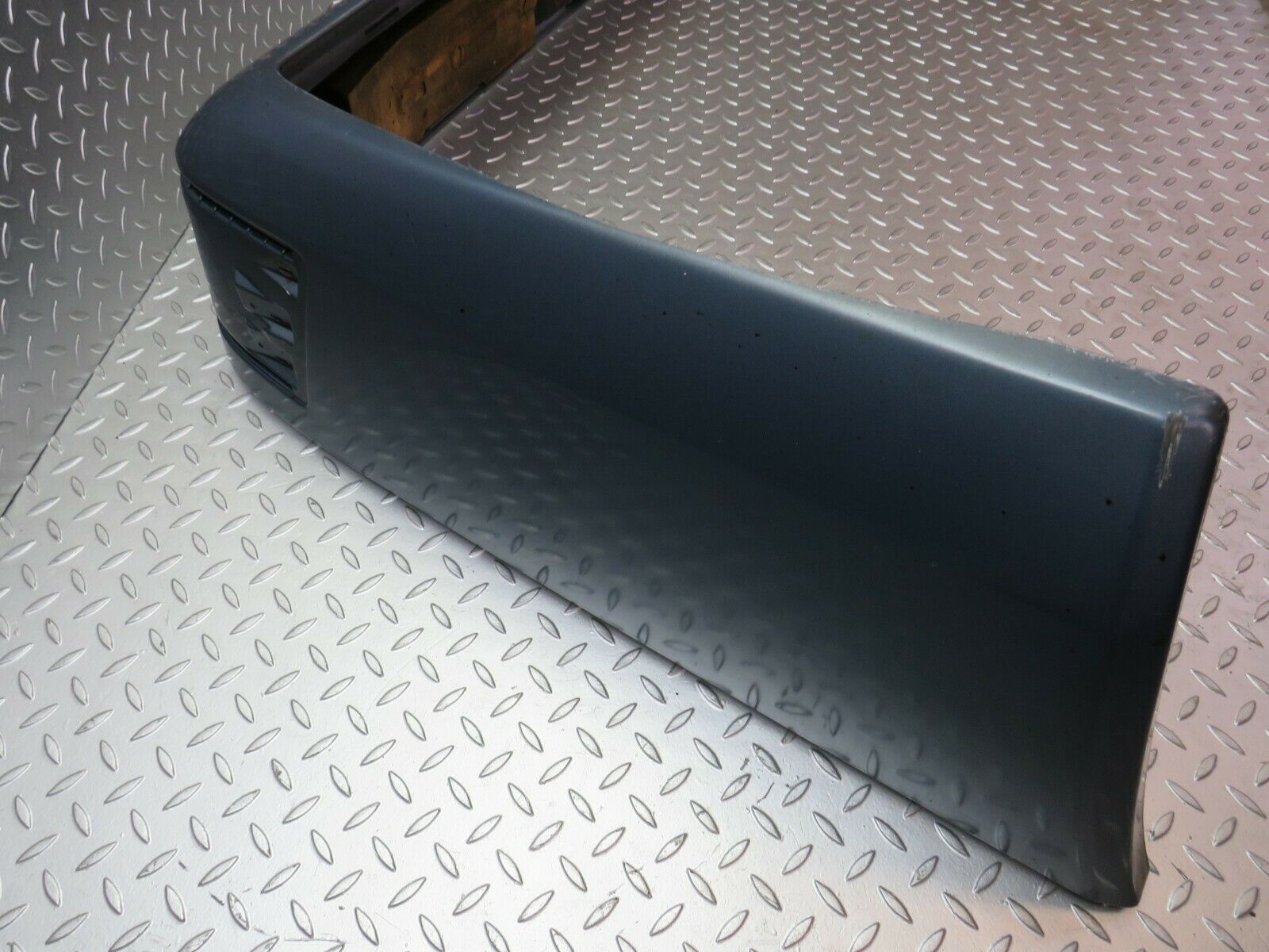 24373 Mercedes-Benz S124 220TE Wagon Rear Bumper