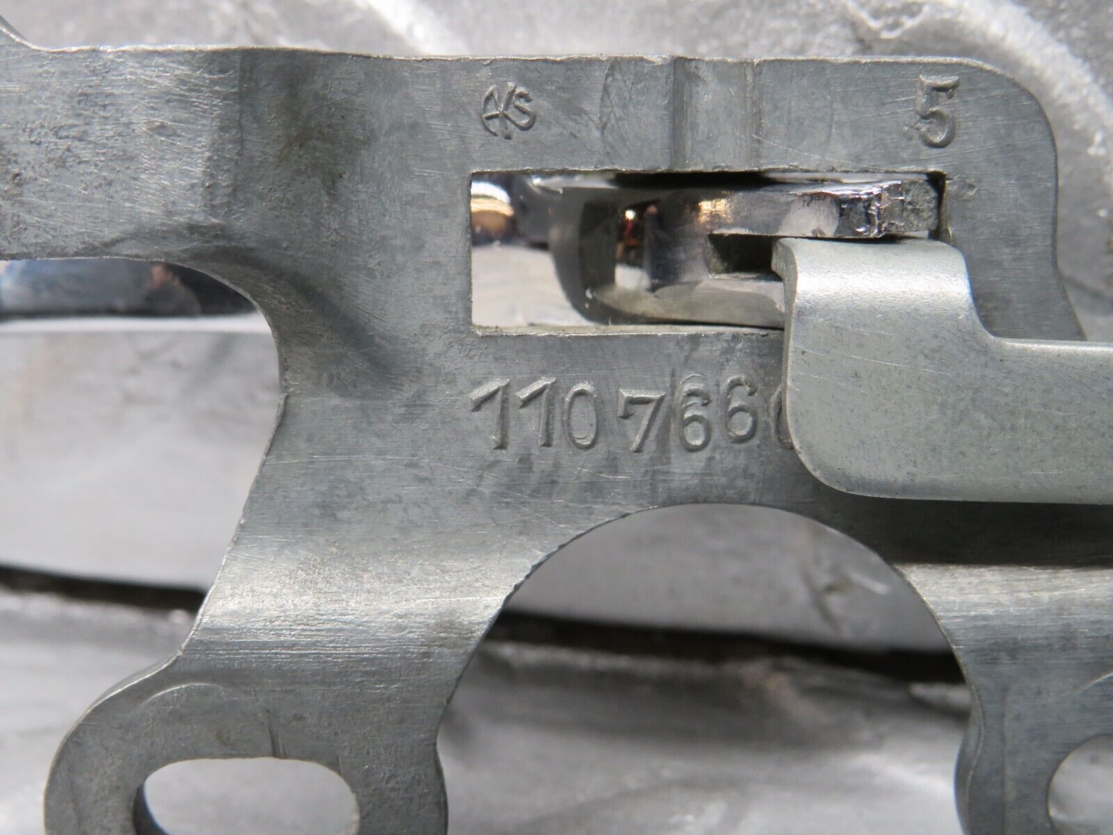 40254 Mercedes-Benz W110 230 Left Interior Door Handle Chrome 1107660319