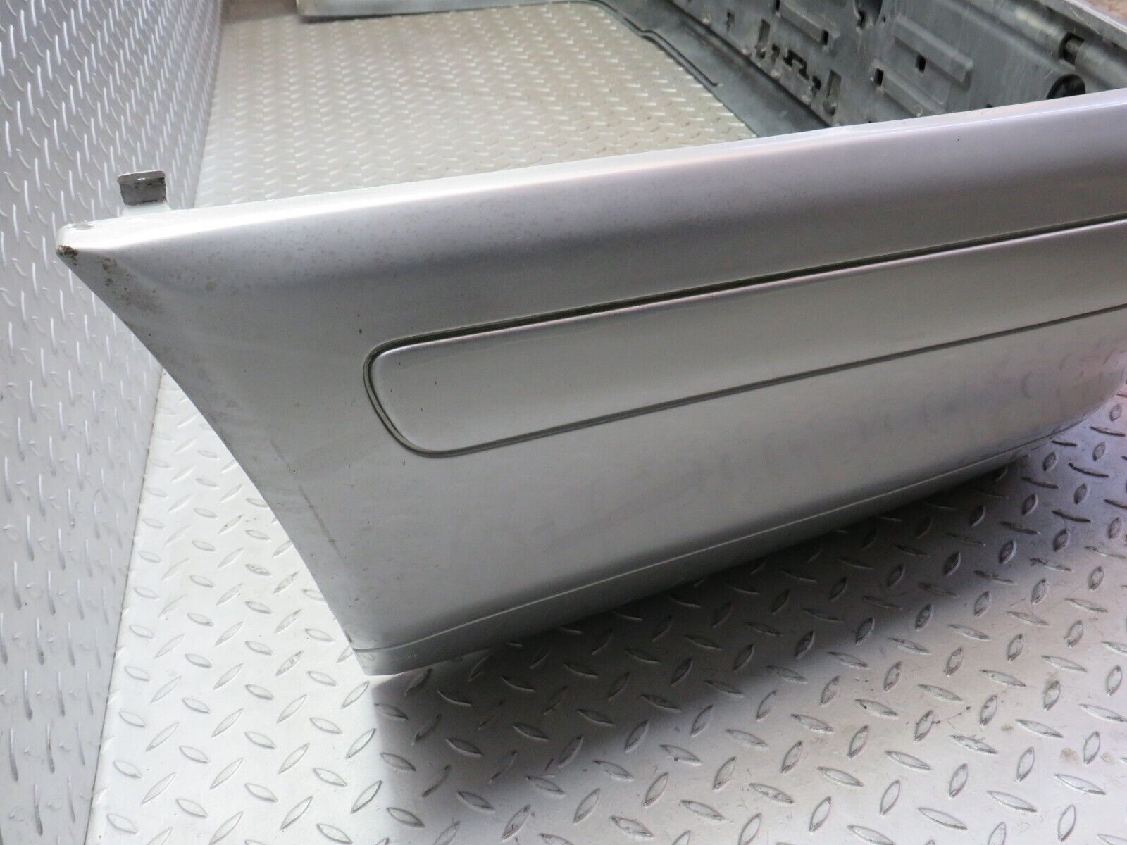 39546 Mercedes-Benz R129 320SL Coupe Rear Bumper