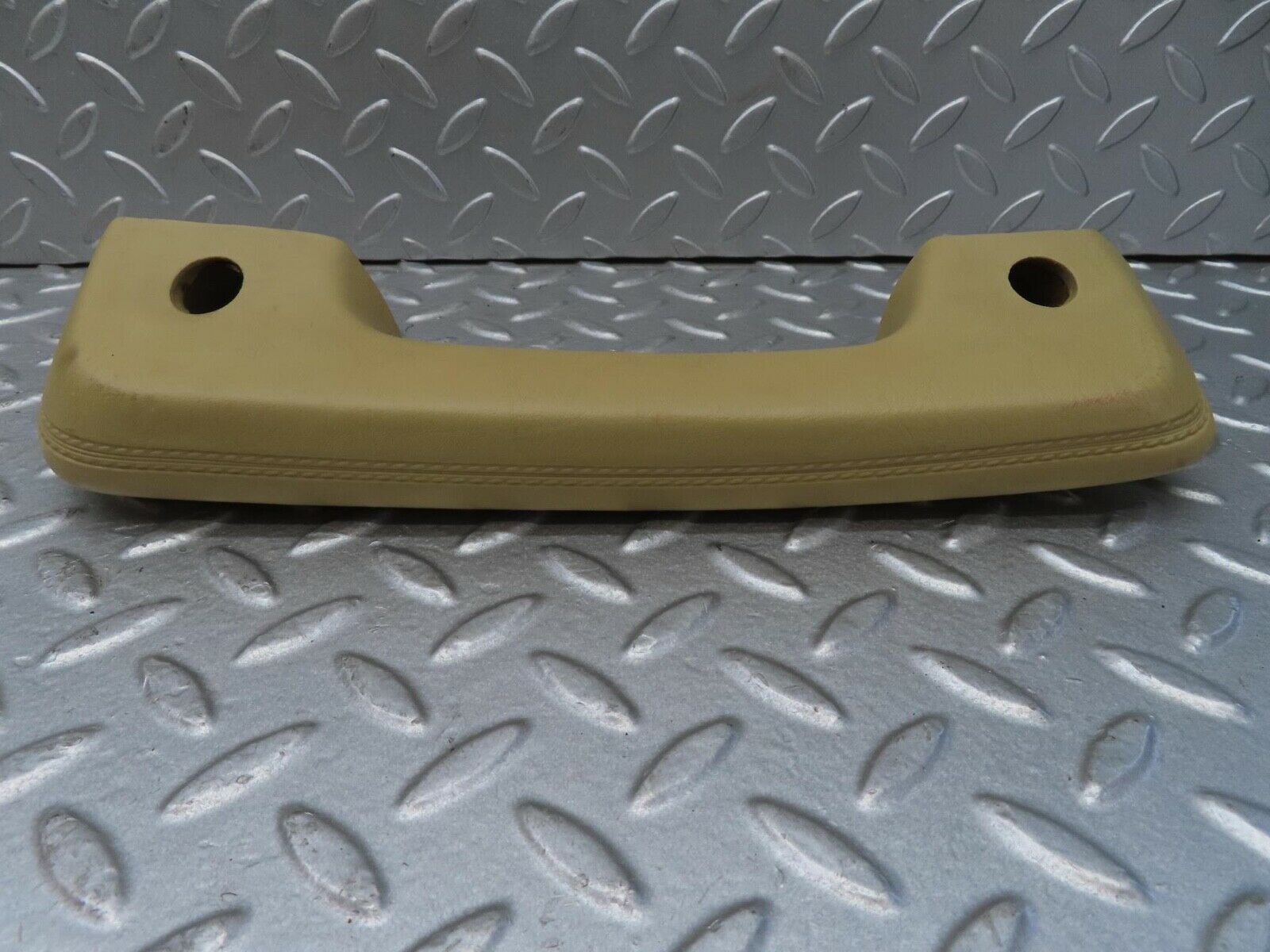 13452 Mercedes-Benz W123 200 Interior Door Handle Rear Right Cream 1239702001