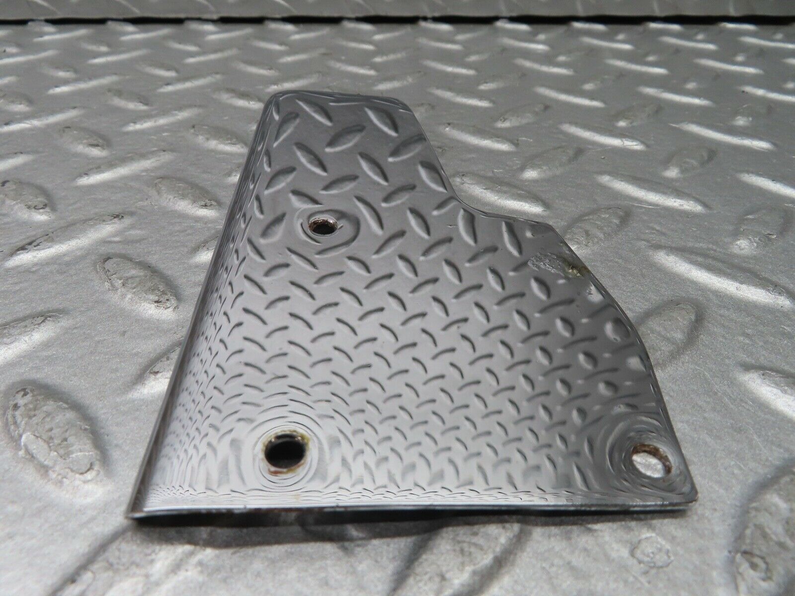 20113 Mercedes-Benz R129 300SL Coupe Right Door Chrome Cover