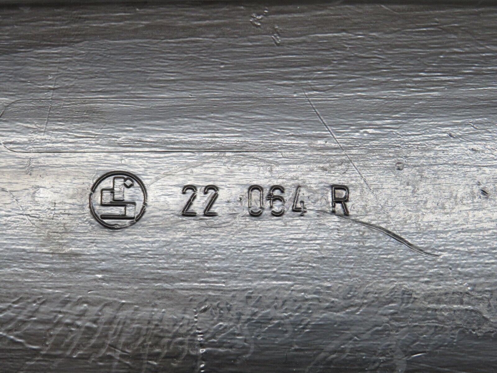 29770 Mercedes-Benz W123 230E Tail Light Bulb Holder Right Side