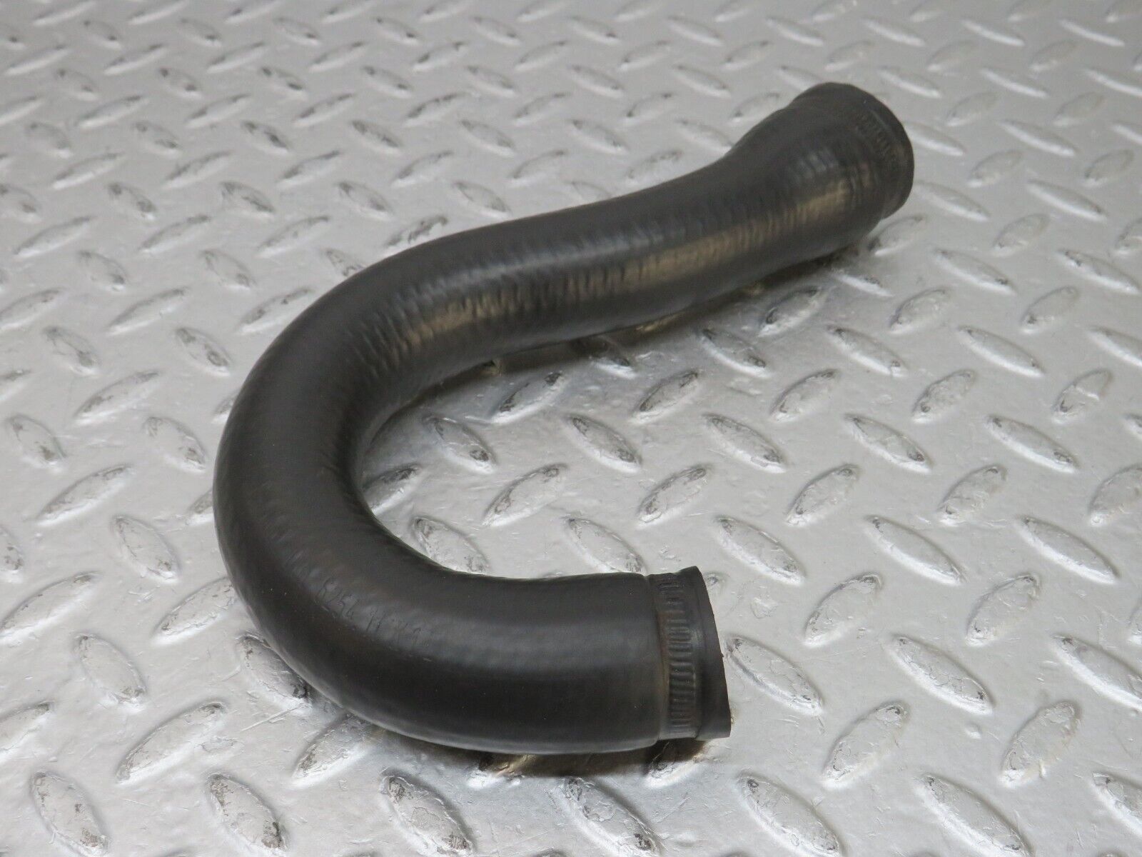 36476 Mercedes-Benz W201 190E 2.0L Radiator Hose Pipe 2015012182