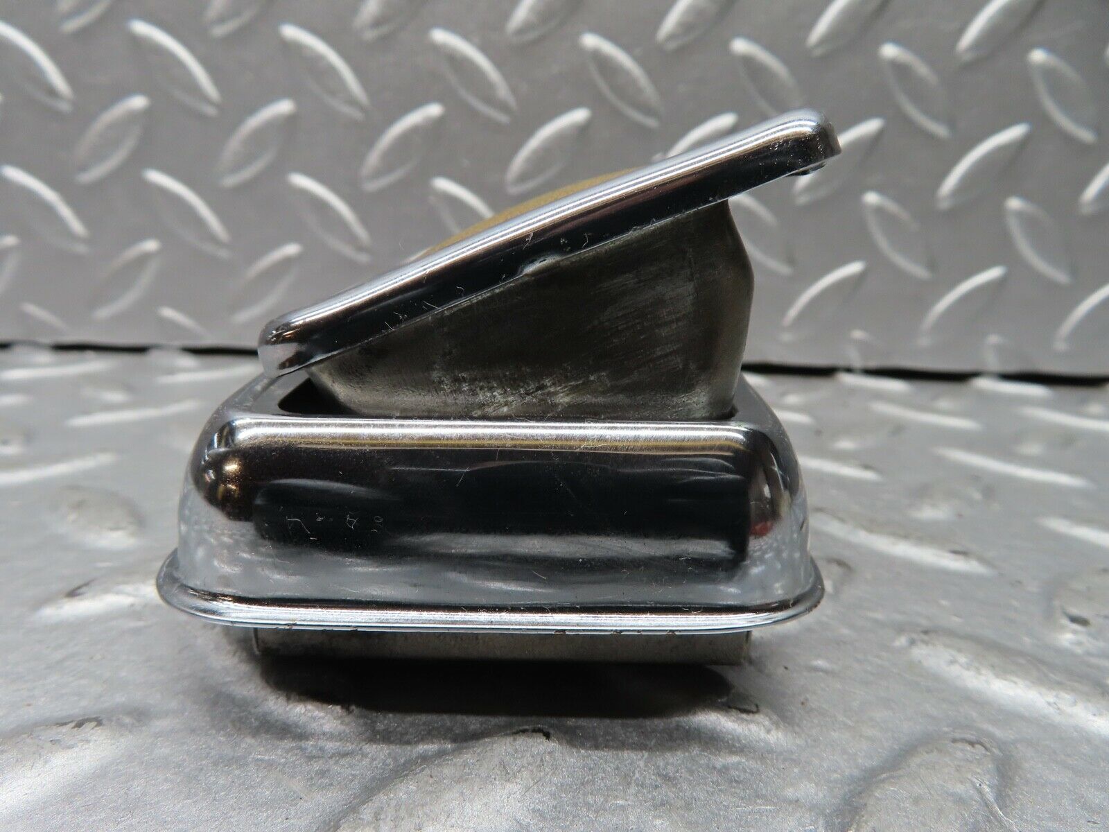 20281 Mercedes-Benz W114 280CE Coupe Rear Ashtray Beige