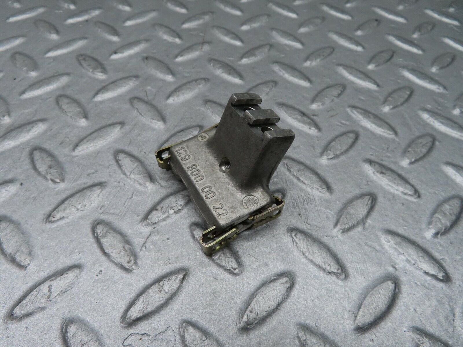 12026 Mercedes-Benz R129 300SL Coupe Soft Top Hydraulic Distributor 1298000022