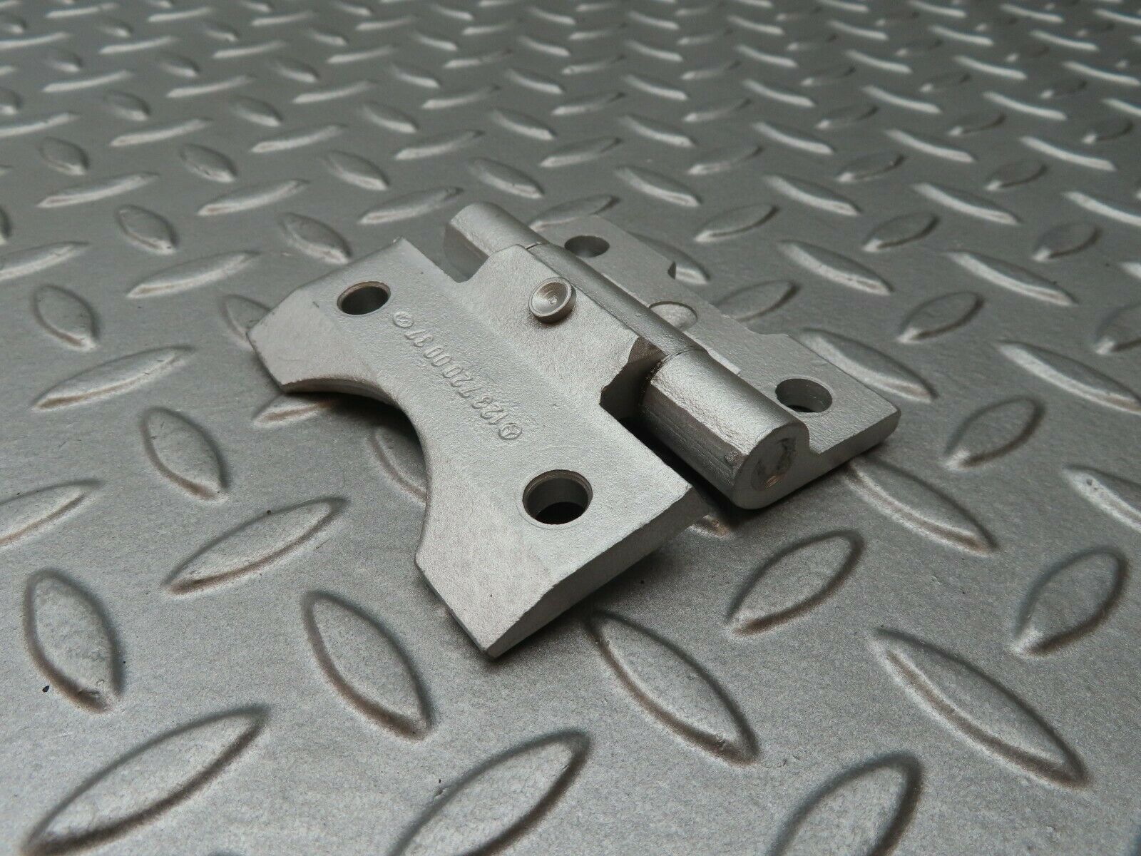 4496 Mercedes-Benz W123 230E Door Hinge 1237200037