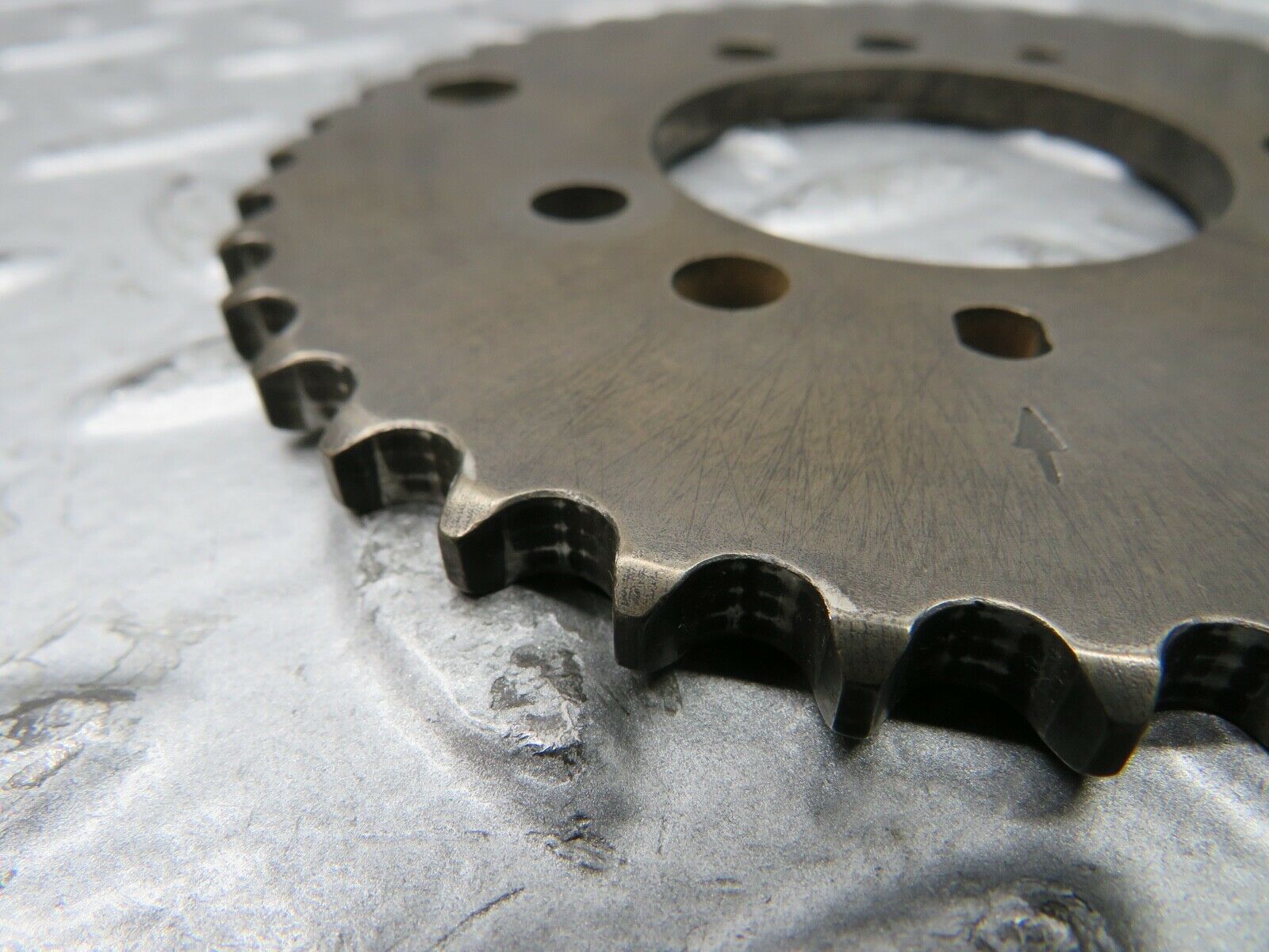 21813 Mercedes-Benz W126 300SE Camshaft Timing Gear