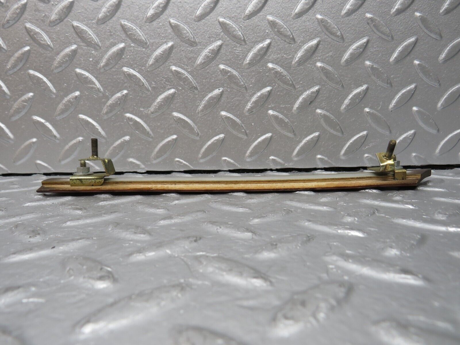 33175 Mercedes-Benz W124 Dashboard Wood Trim