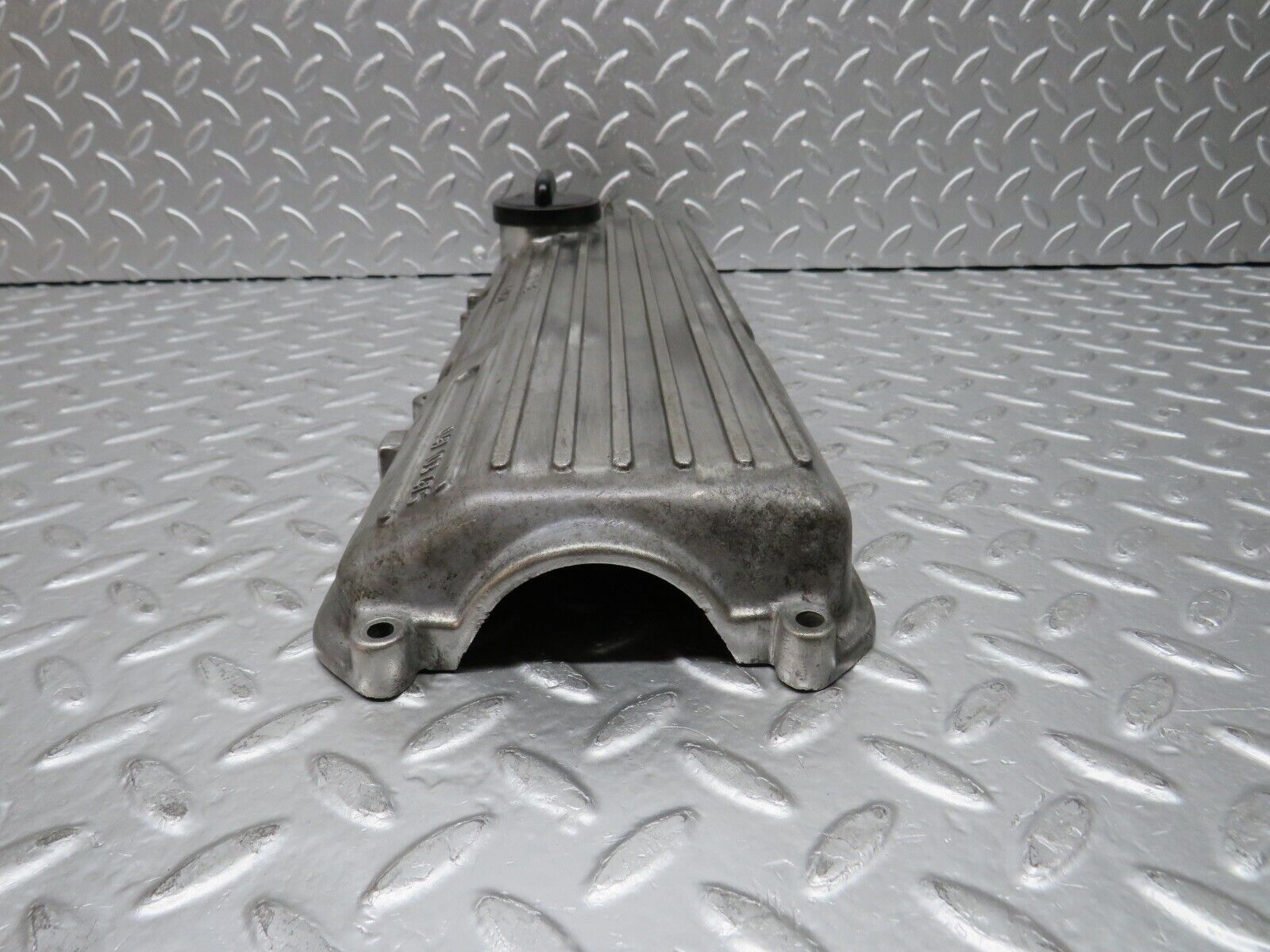 30151 Porsche 924 Rocker Cover 047103475