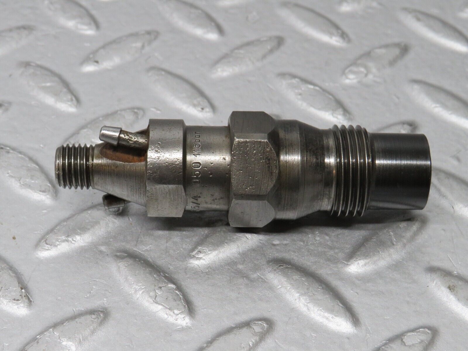 35892 Mercedes-Benz 240D OM616.912 Diesel Fuel Injector Bosch KCA30S35/4