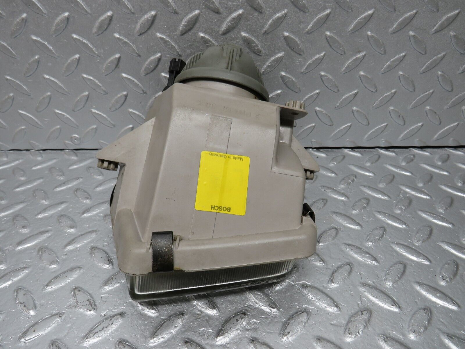 39611 Mercedes-Benz R129 320SL Coupe Front Left Fog Light Bosch 1305621696 1305230160 1305219028