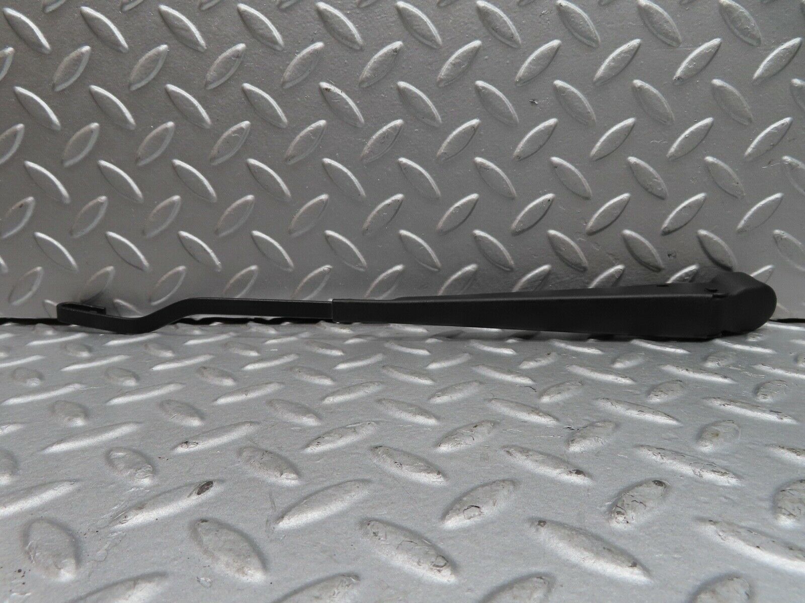 17054 Mercedes-Benz C123 280CE Coupe Wiper Arm Left Side