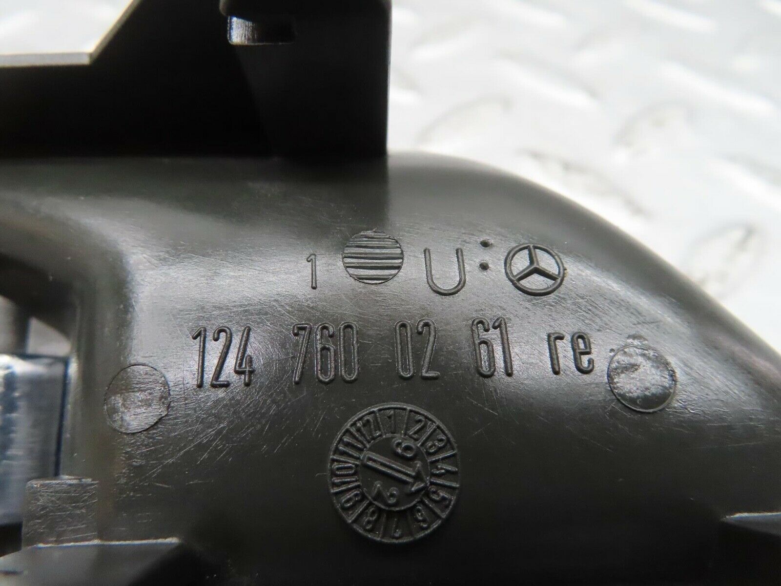 16248 Mercedes-Benz W124 260E Interior Door Handle Right Side 1247600261