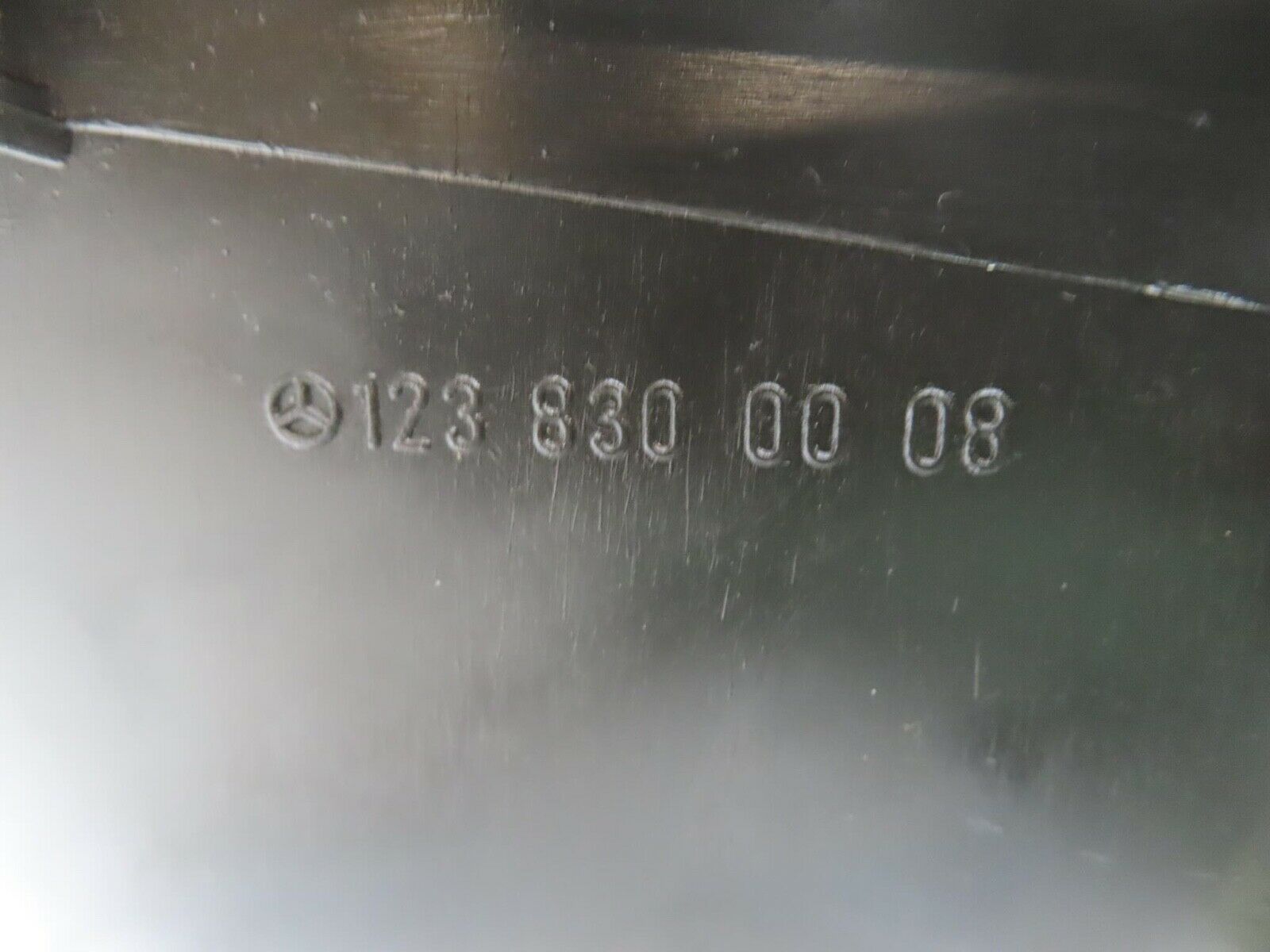 13666 Mercedes-Benz W123 200 Heater Box Blower Housing Behr 1238300008