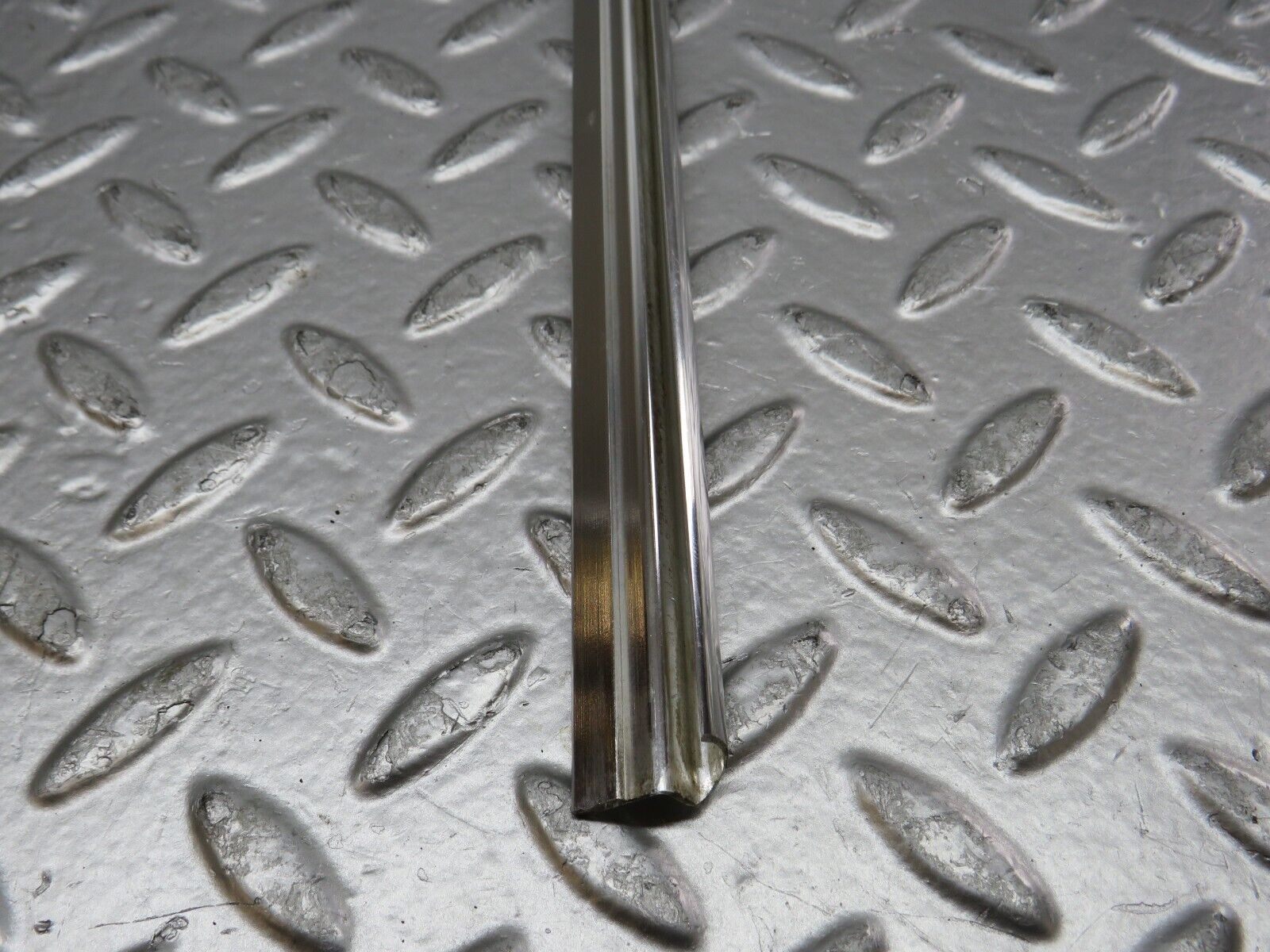 34467 Mercedes-Benz C126 380SEC Coupe Right Door Card Chrome Trim