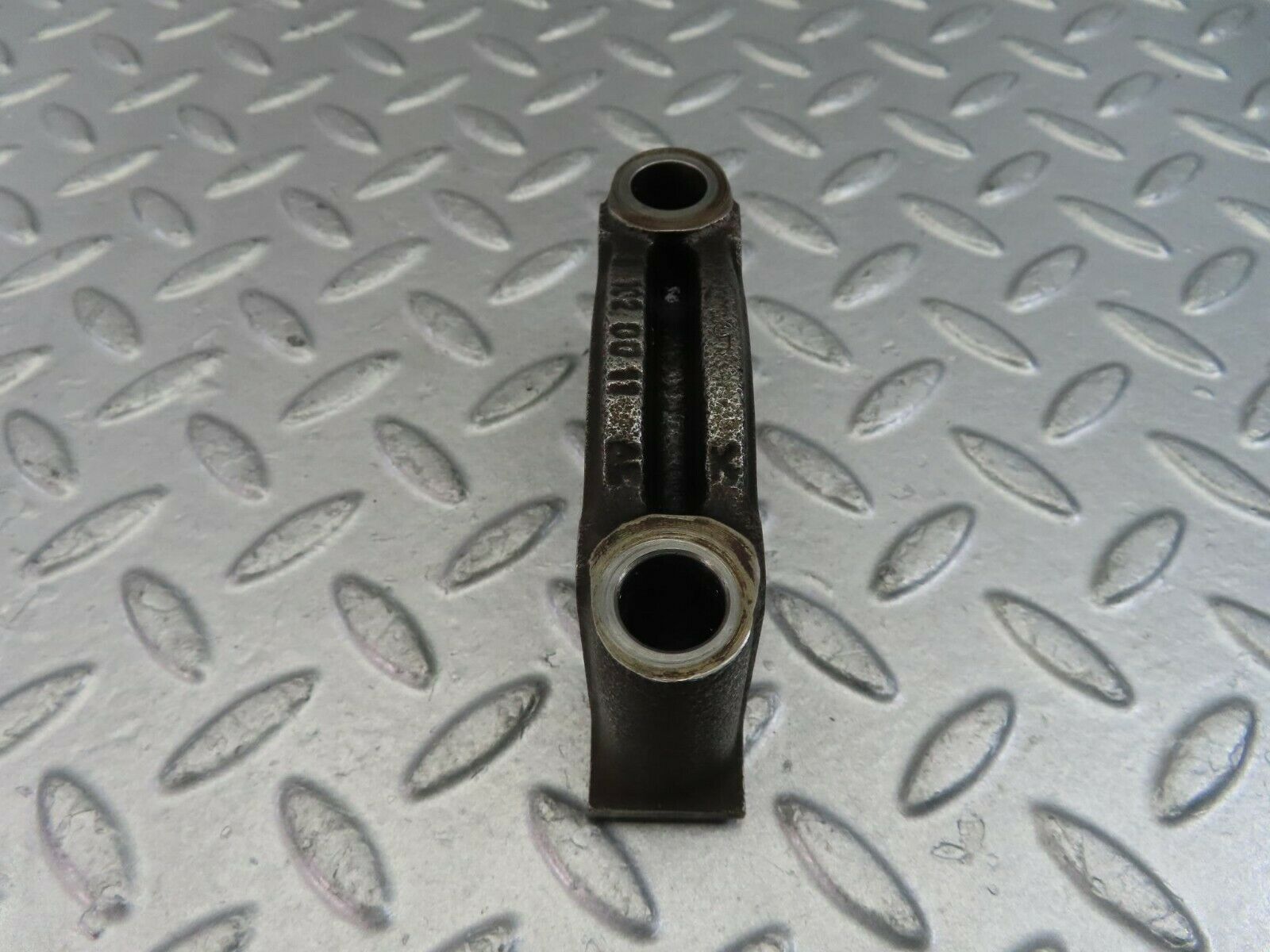 10128 Mercedes-Benz C123 230CE Coupe Crankshaft Bearing Holder Block 1020011