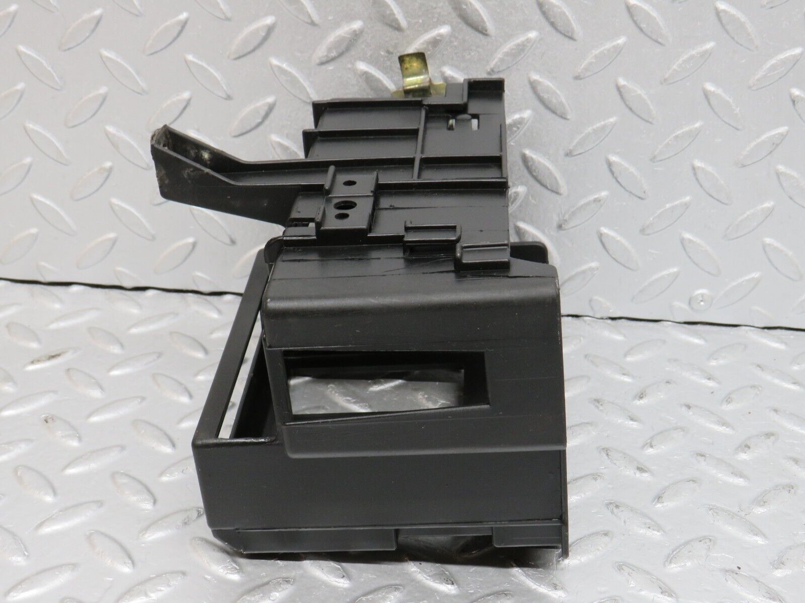 38712 Mercedes-Benz W201 190E 2.6L ECU Bracket 2015461743