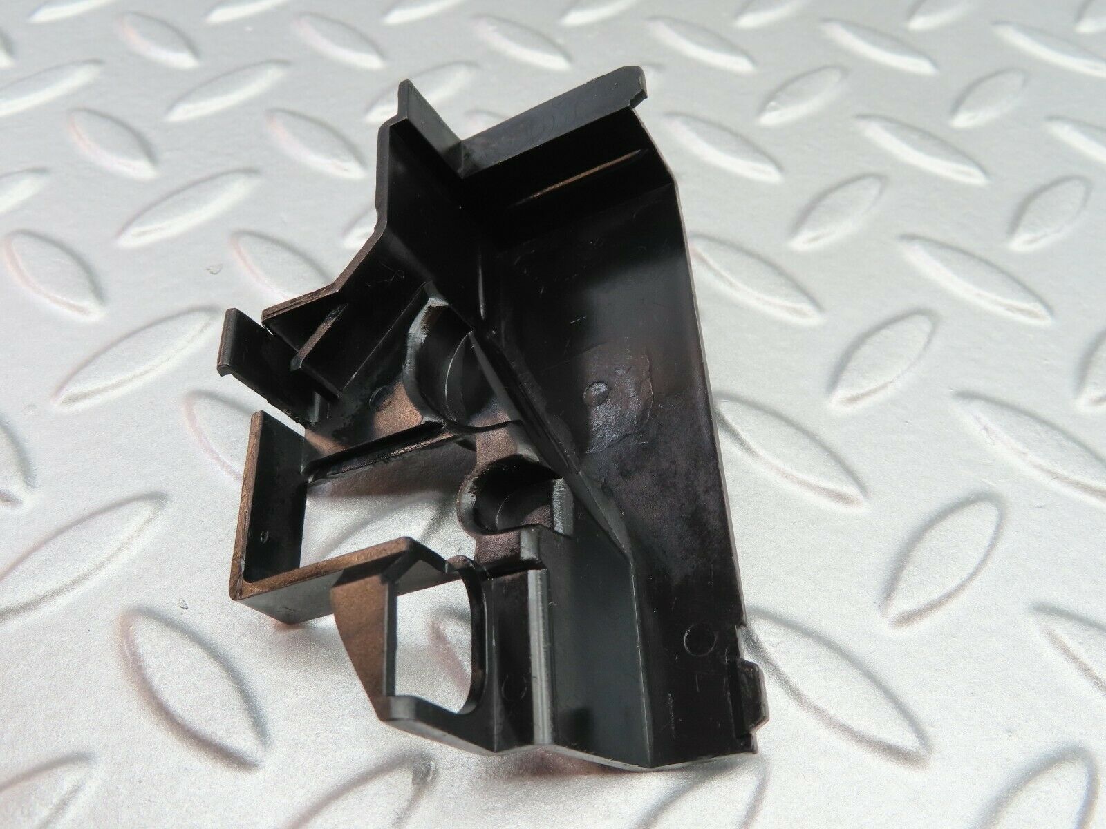 6754 Mercedes-Benz S124 E220 Wagon Gear Selector Trim 1242670206