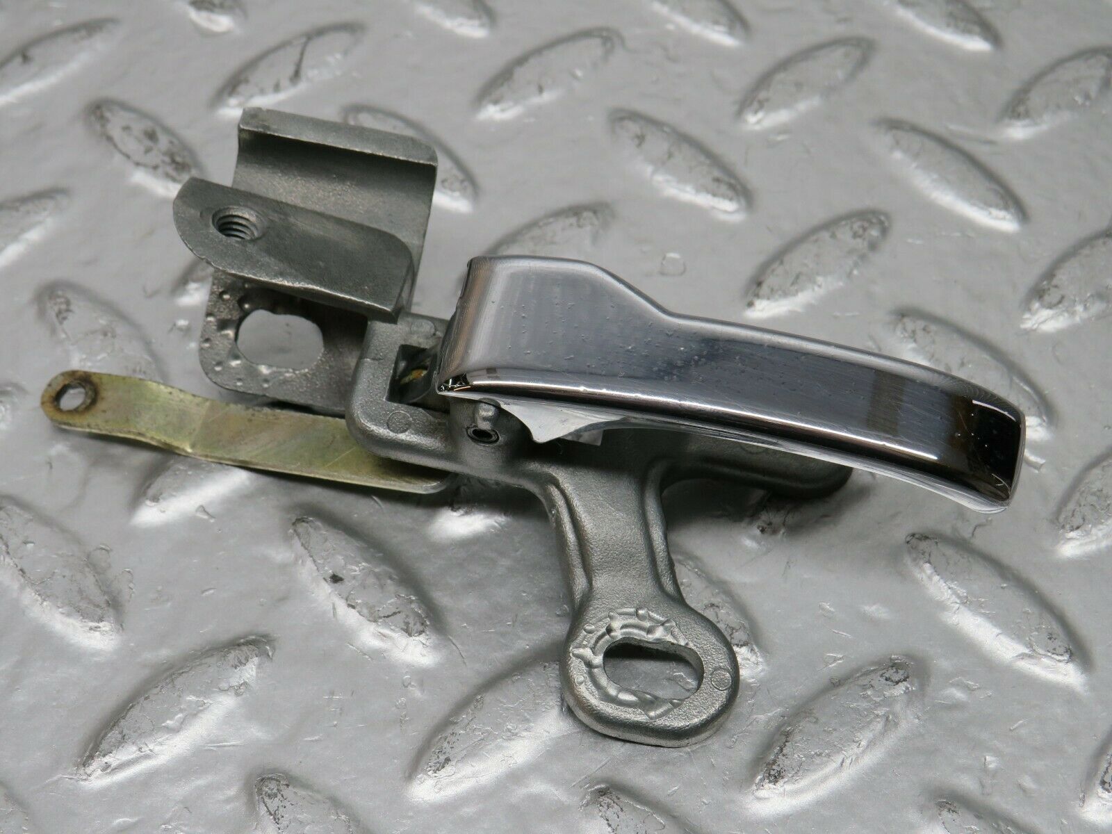 24471 Mercedes-Benz W108 Left Interior Door Handle 1157660119