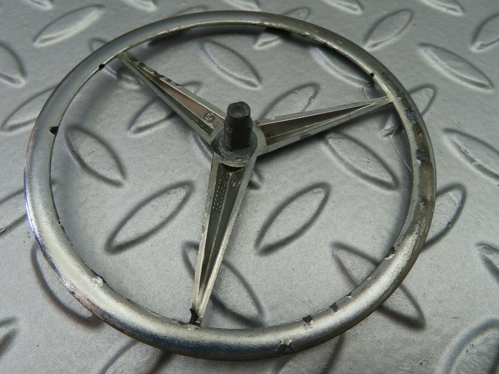 6404 Mercedes-Benz W126 380SE Trunk Boot Lid Emblem 1267580058