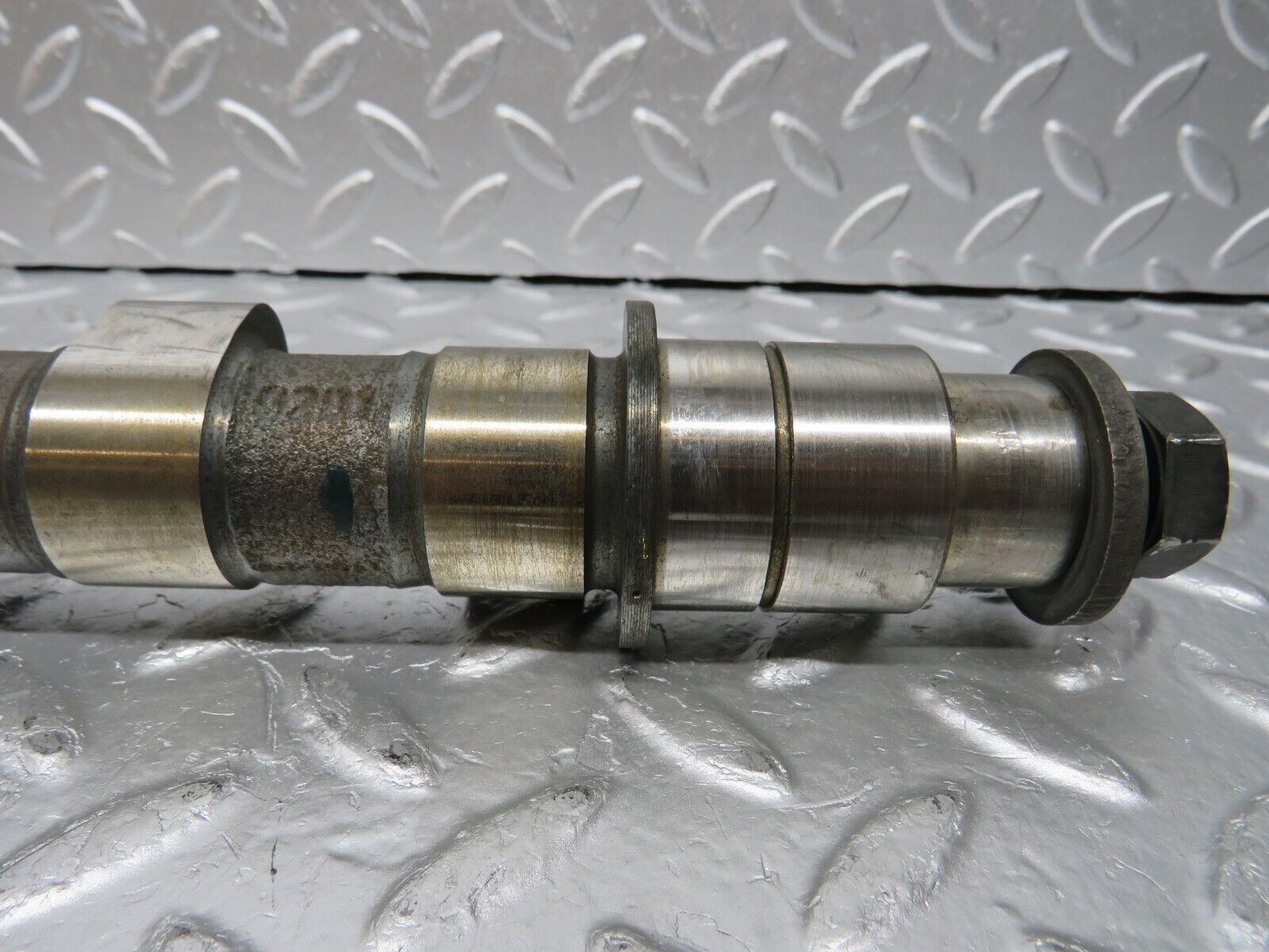 31065 Mercedes-Benz W123 200D Camshaft 6150510201