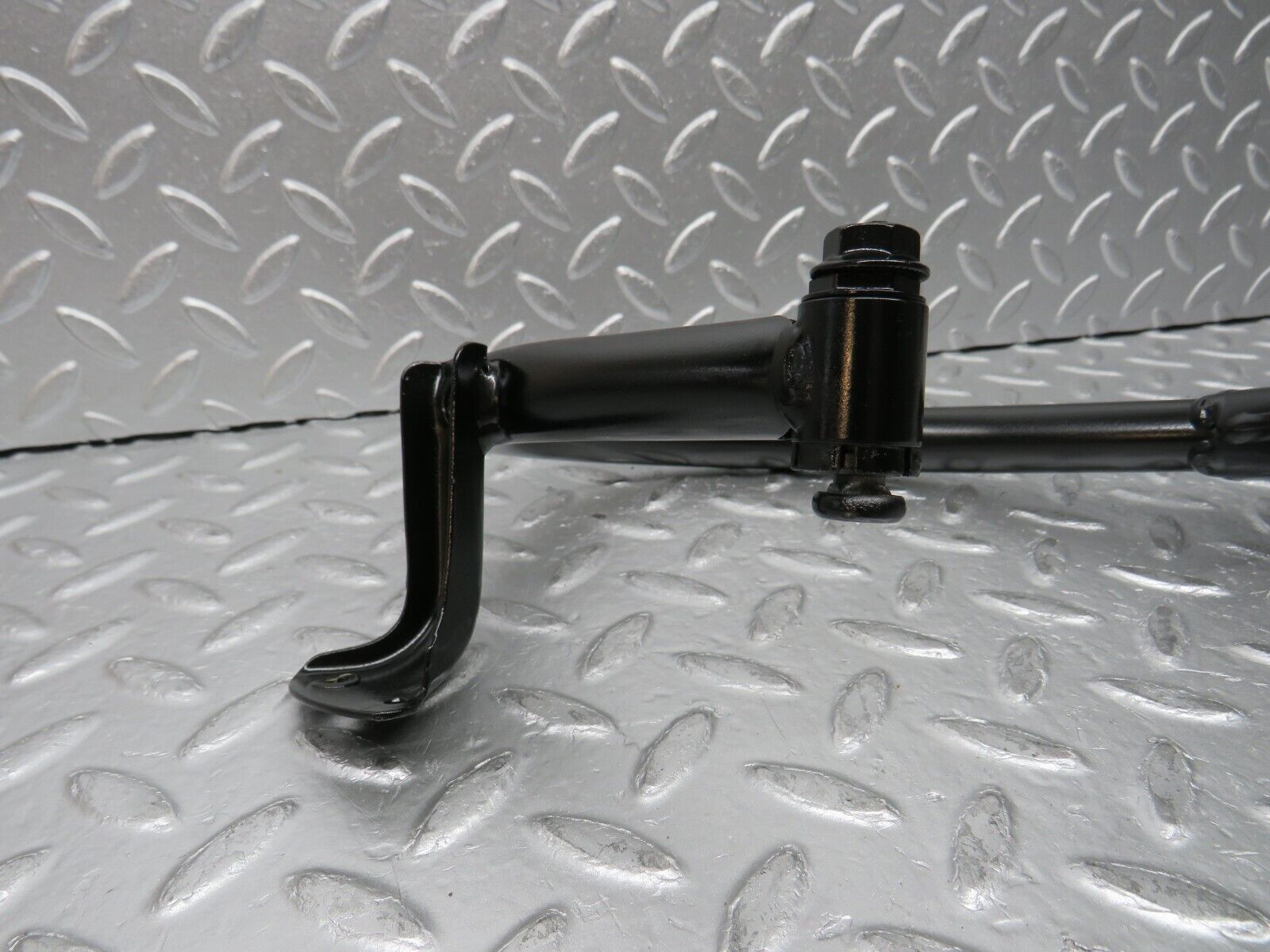 31662 Mercedes-Benz W201 190LE 1.8L Trunk Lid Hinge Left Side