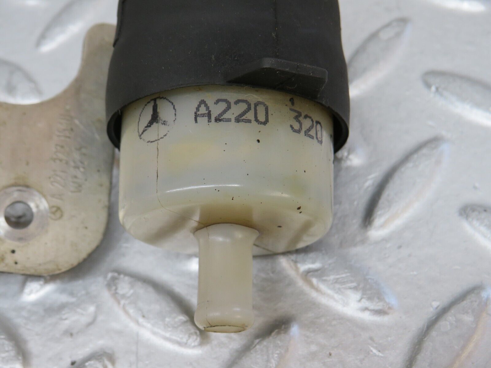 35145 Mercedes-Benz W221 Suspension Air Filter 2203200069 2213271540 211327001